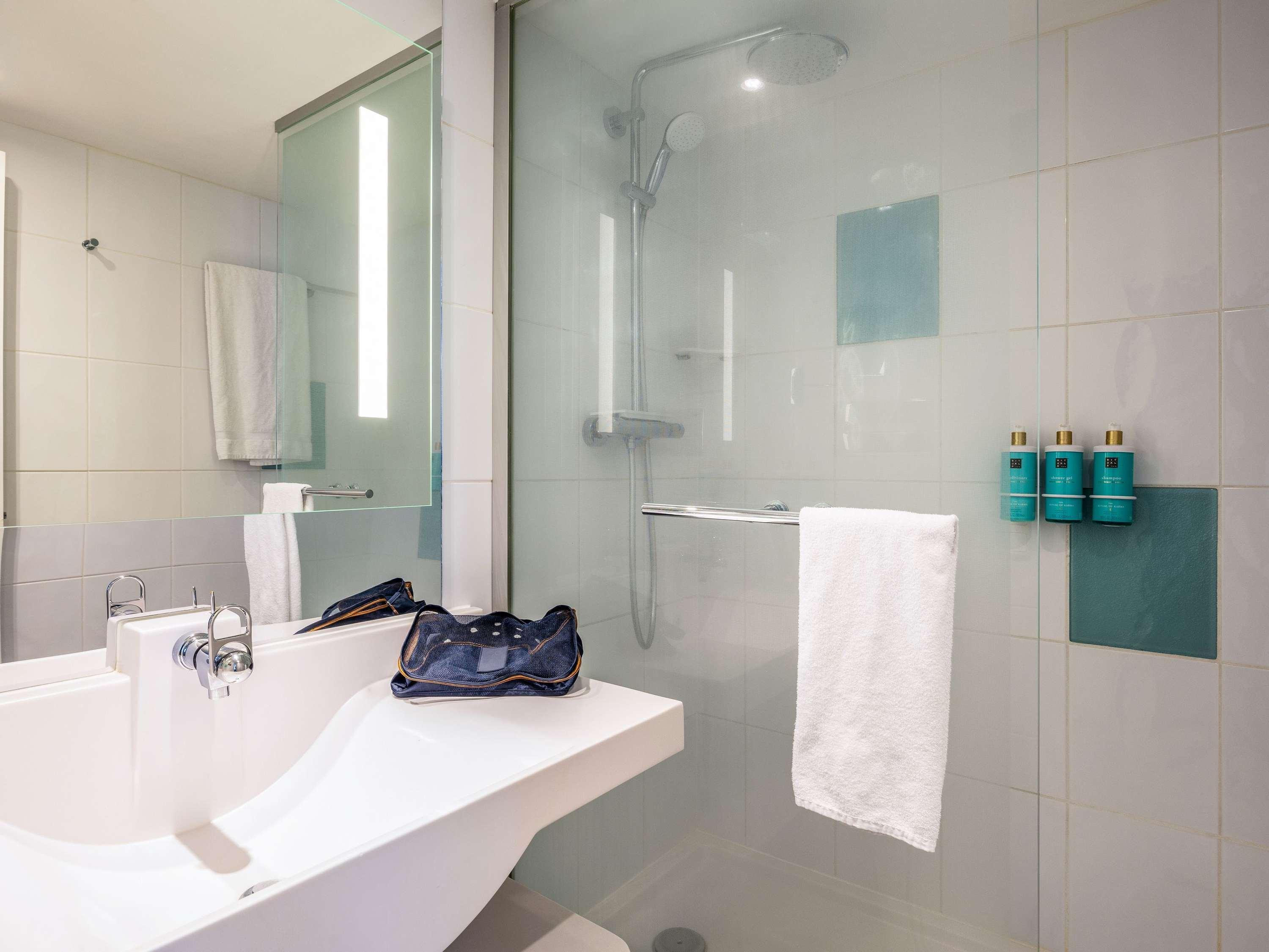 Double Superior Queen Bed