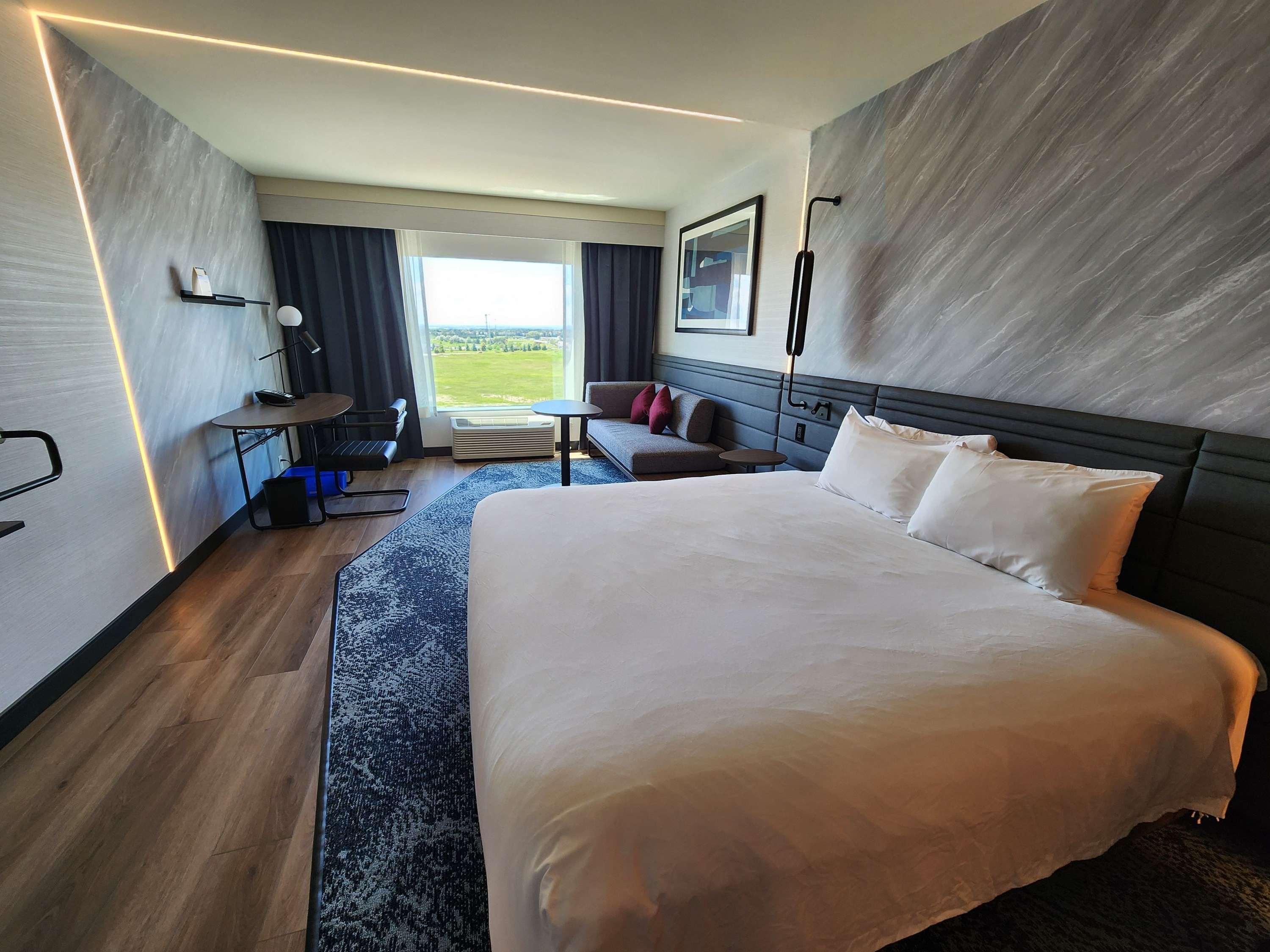 Double Executive King Bed