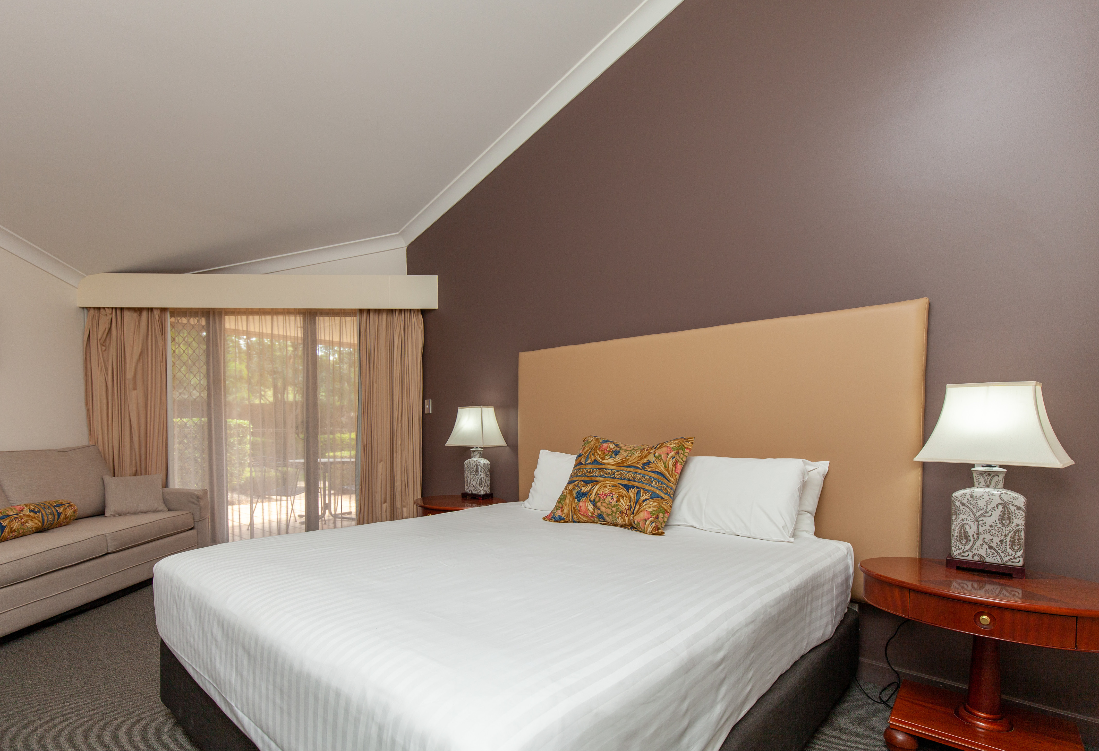 Double Superior King Bed