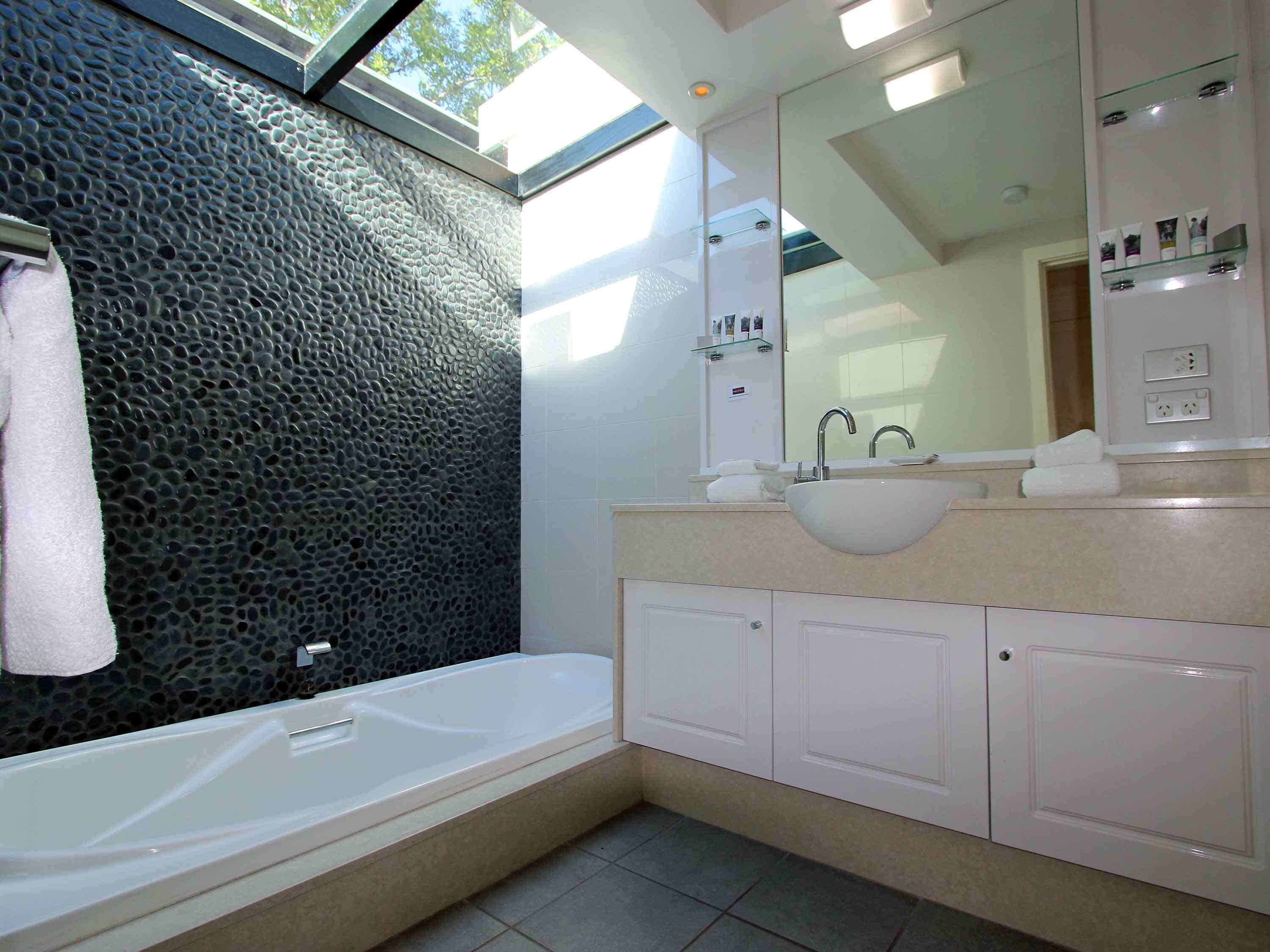 Double Superior King Bed