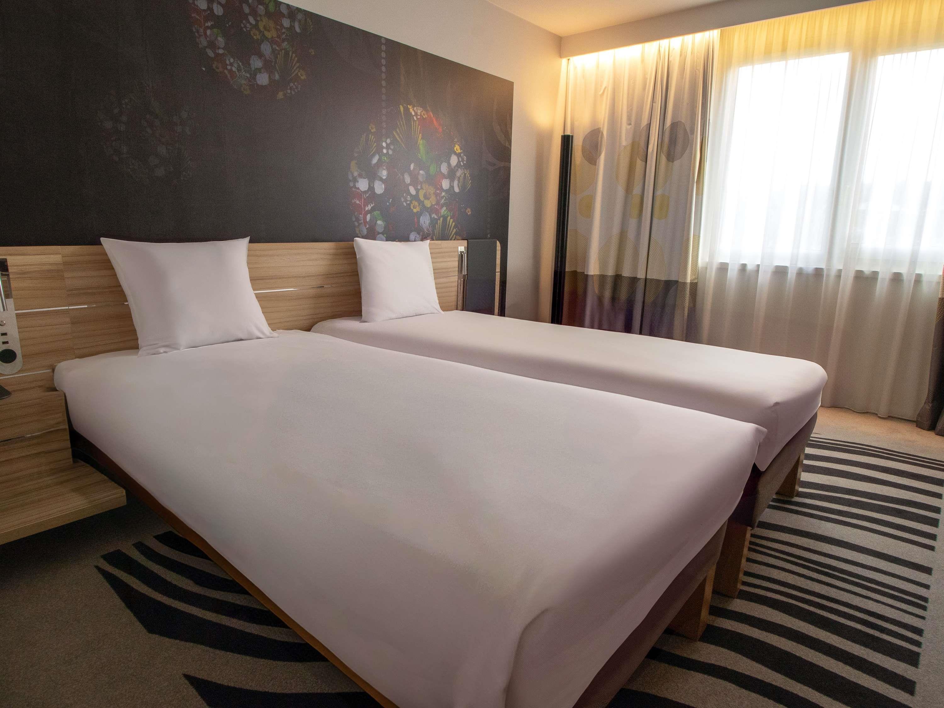 Double or Twin Standard