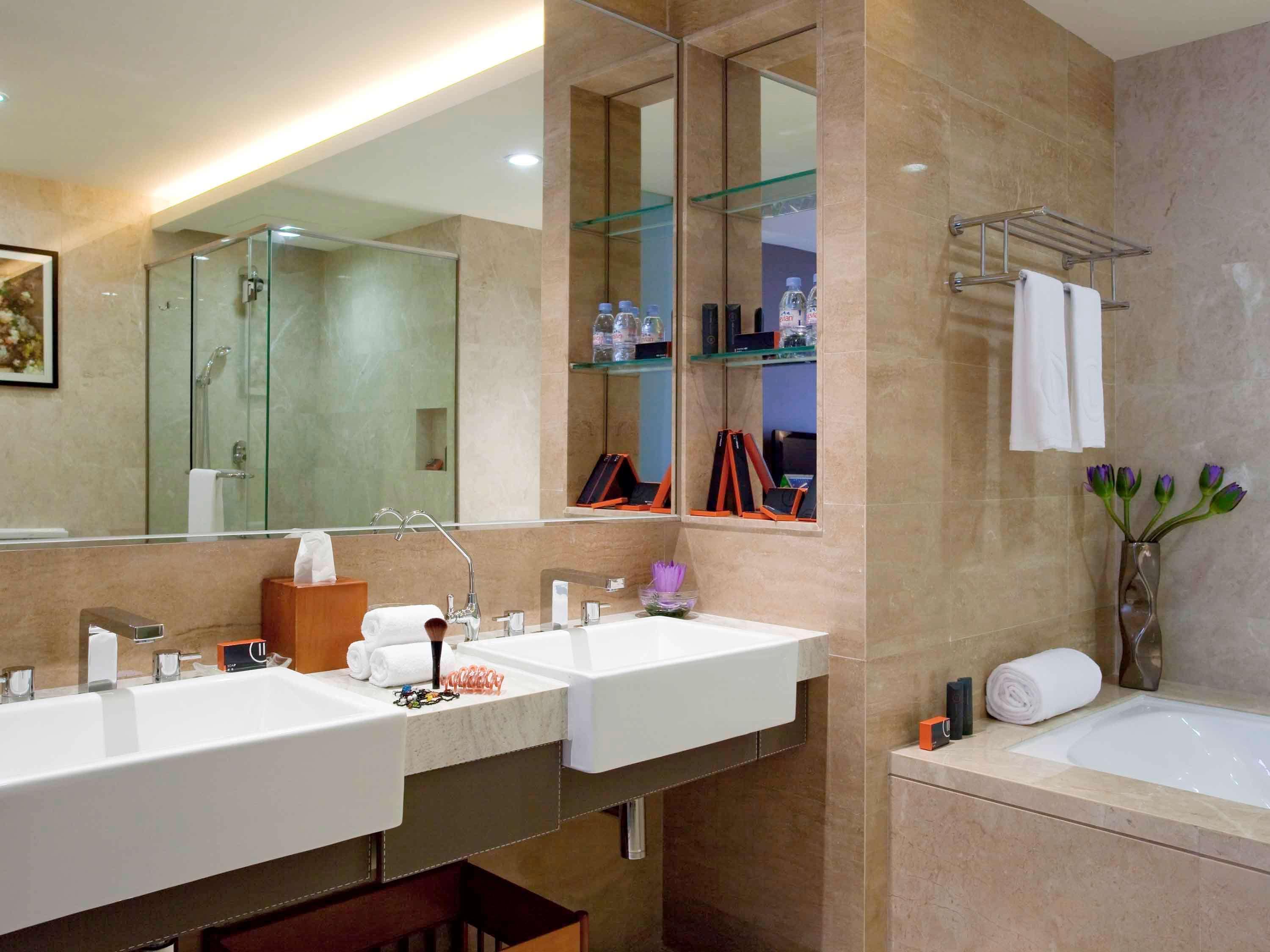 Junior Suite King Size Bed