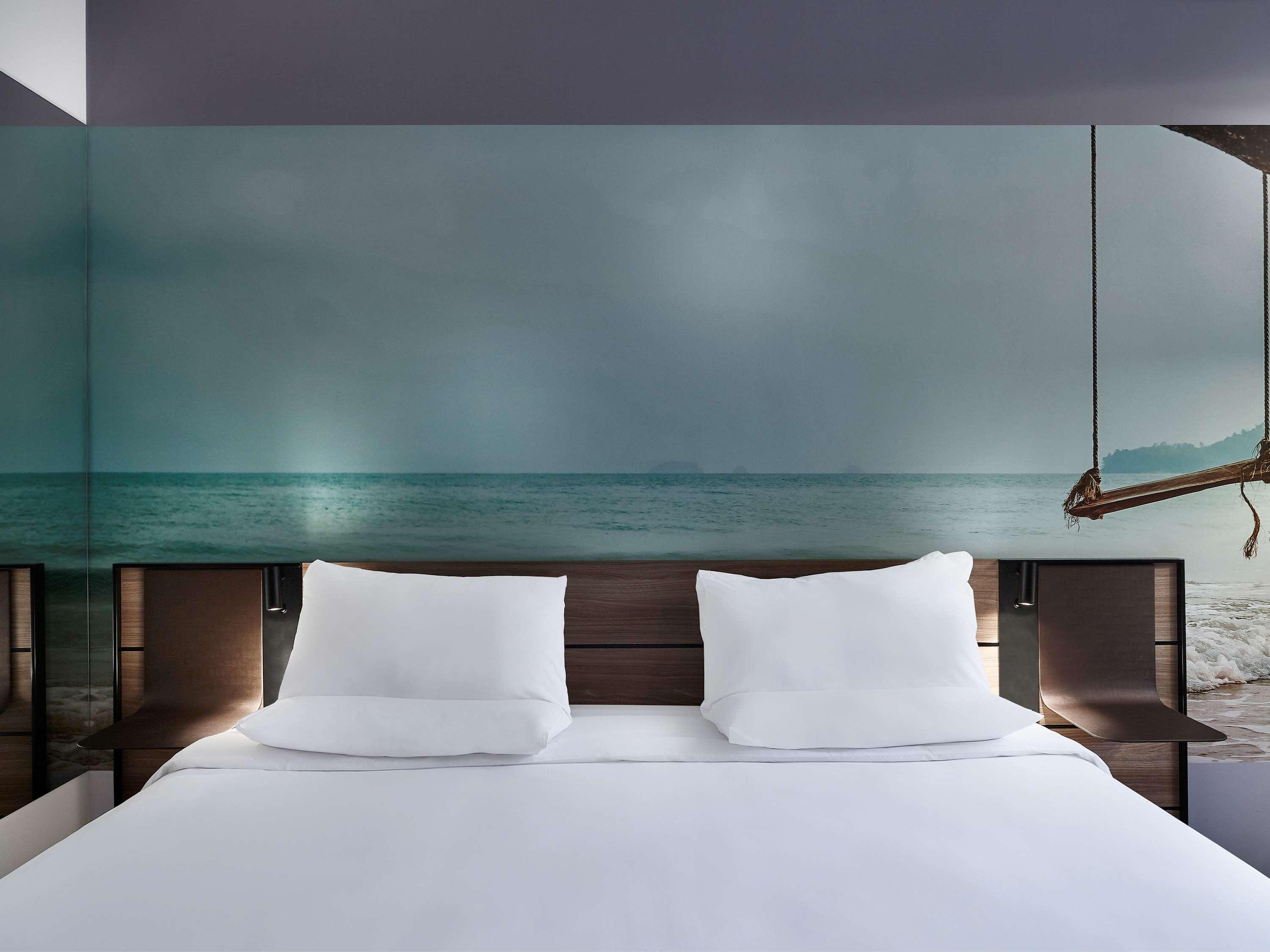 Apartment Queen Size Bed