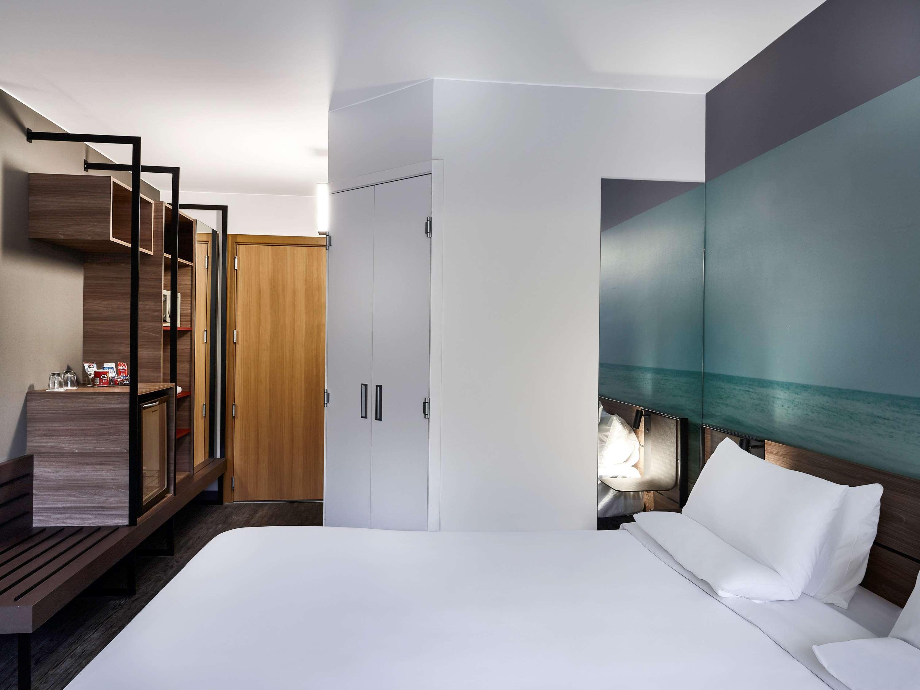 Double Superior Queen Bed