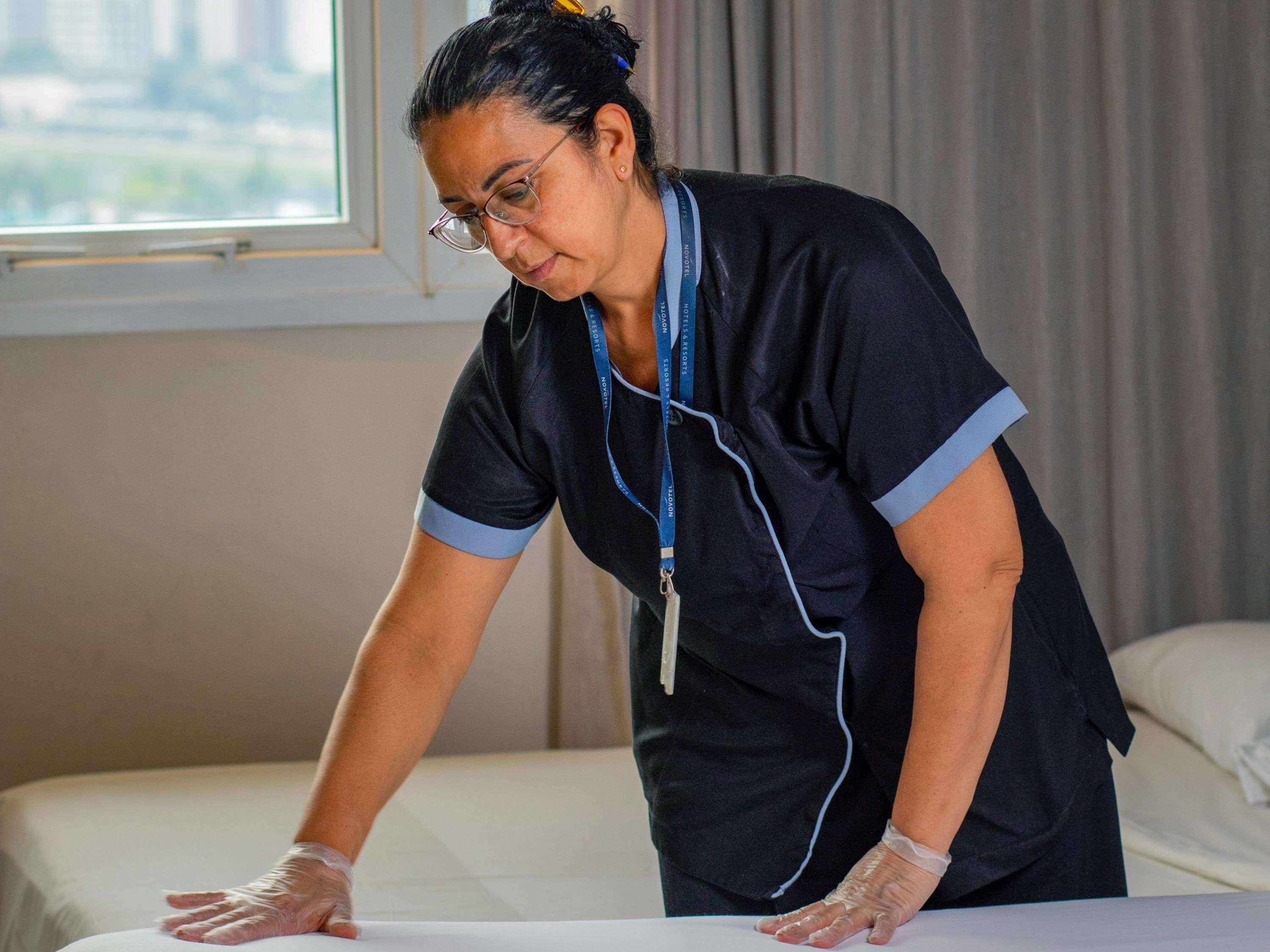 Apartment Queen Size Bed