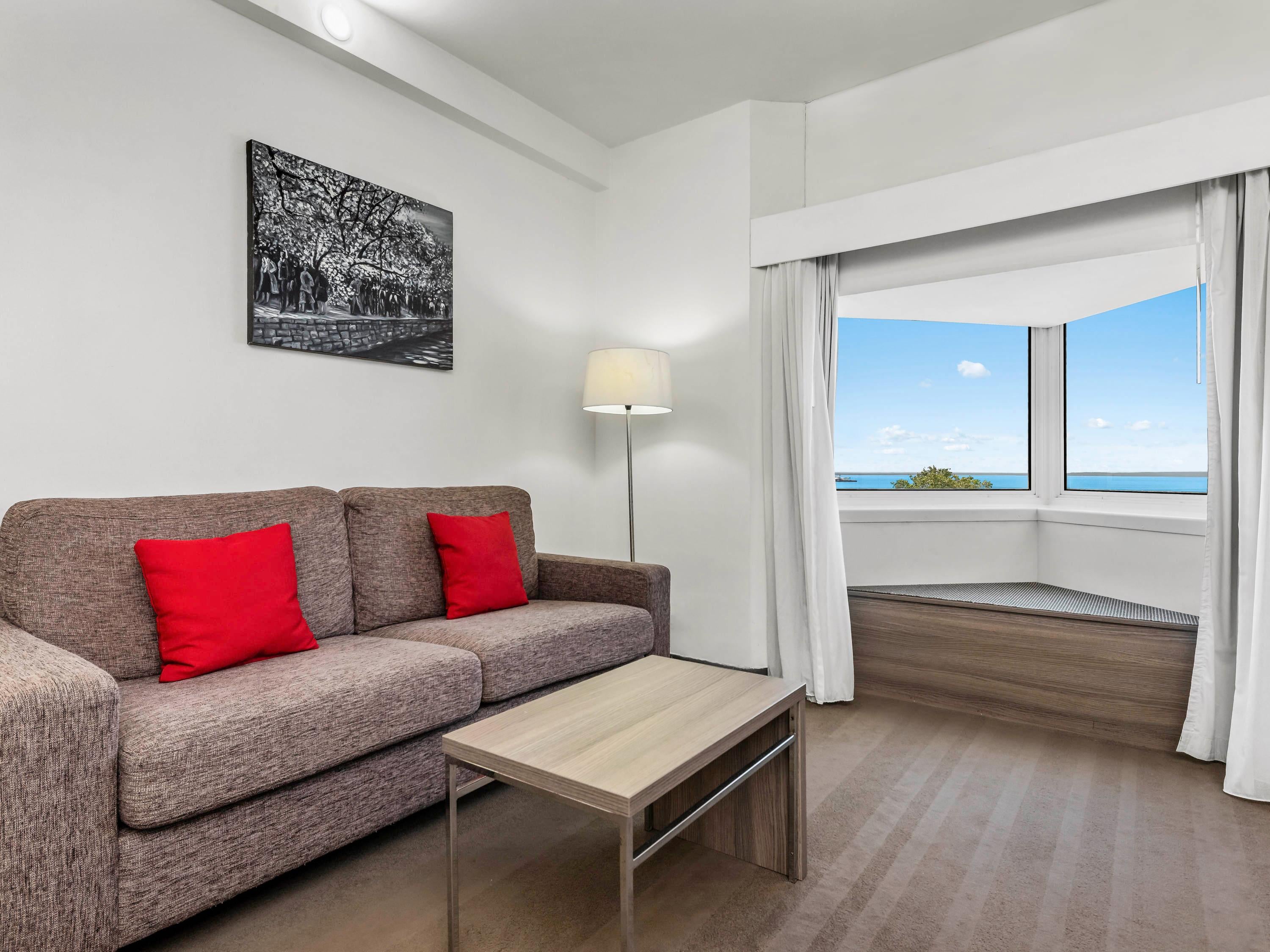 Junior Suite Accessible King Size Bed