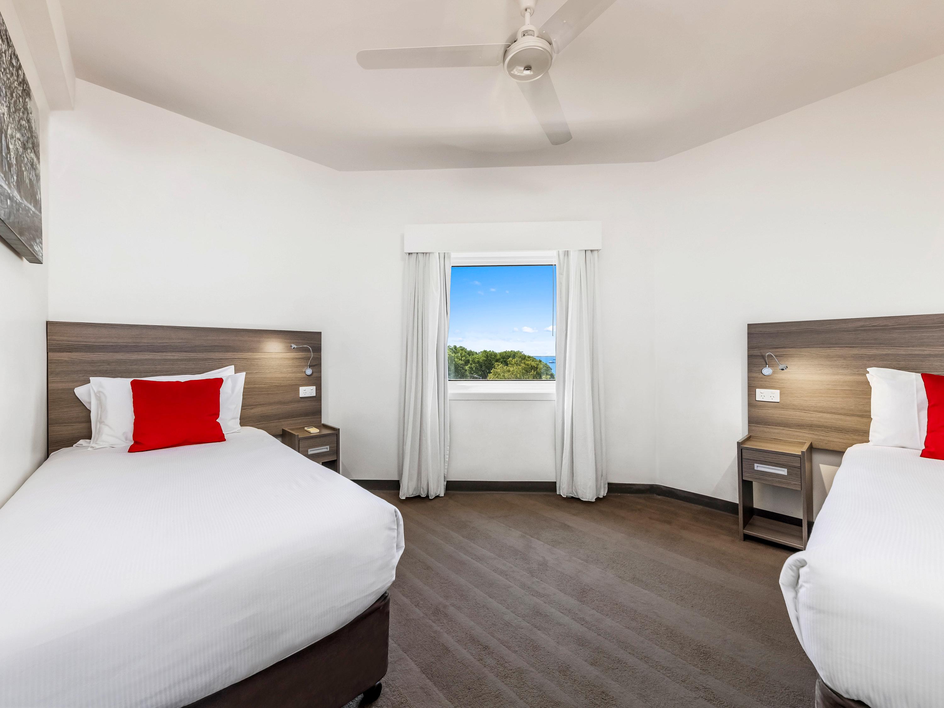 Junior Suite Accessible King Size Bed