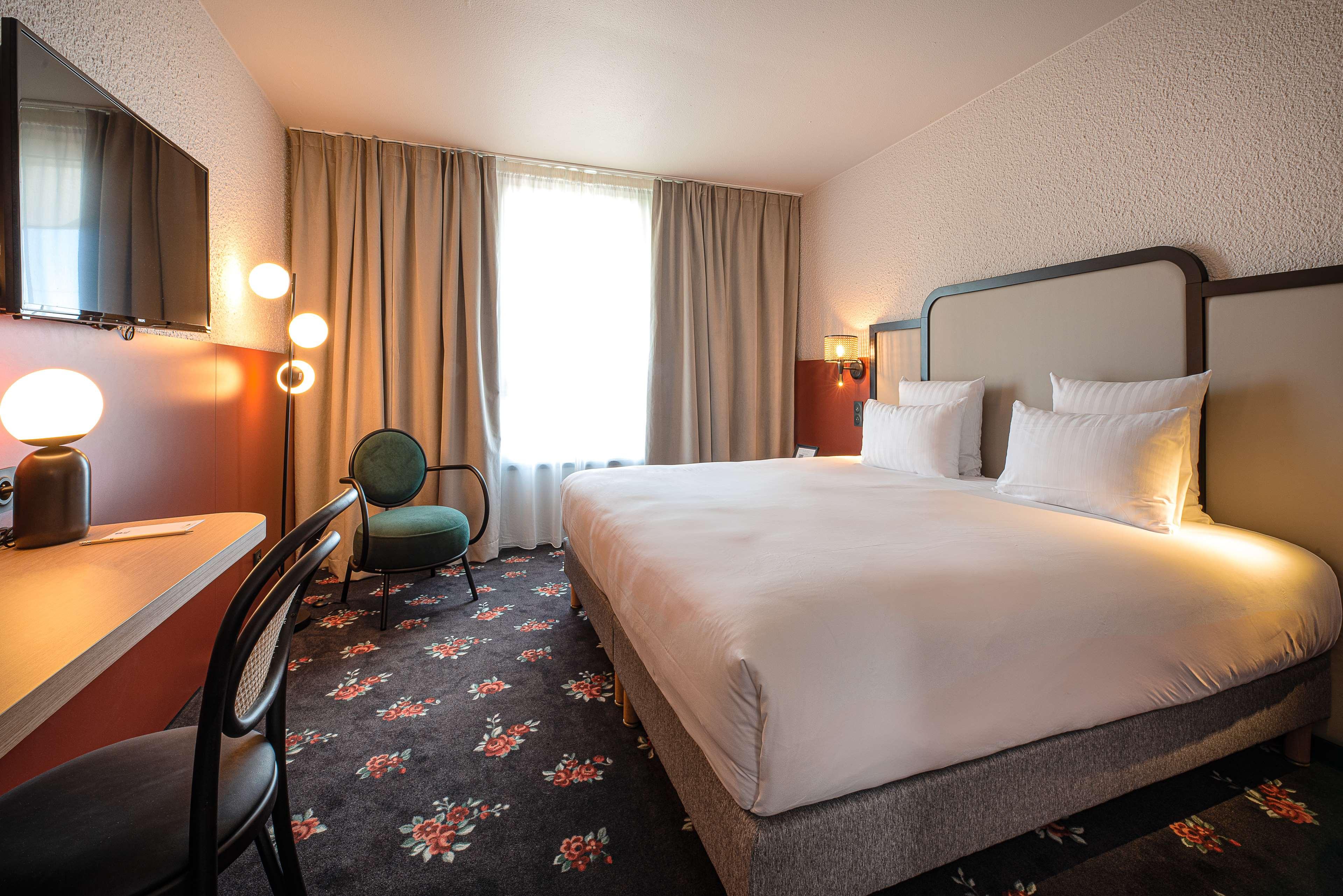 Double Superior King Bed