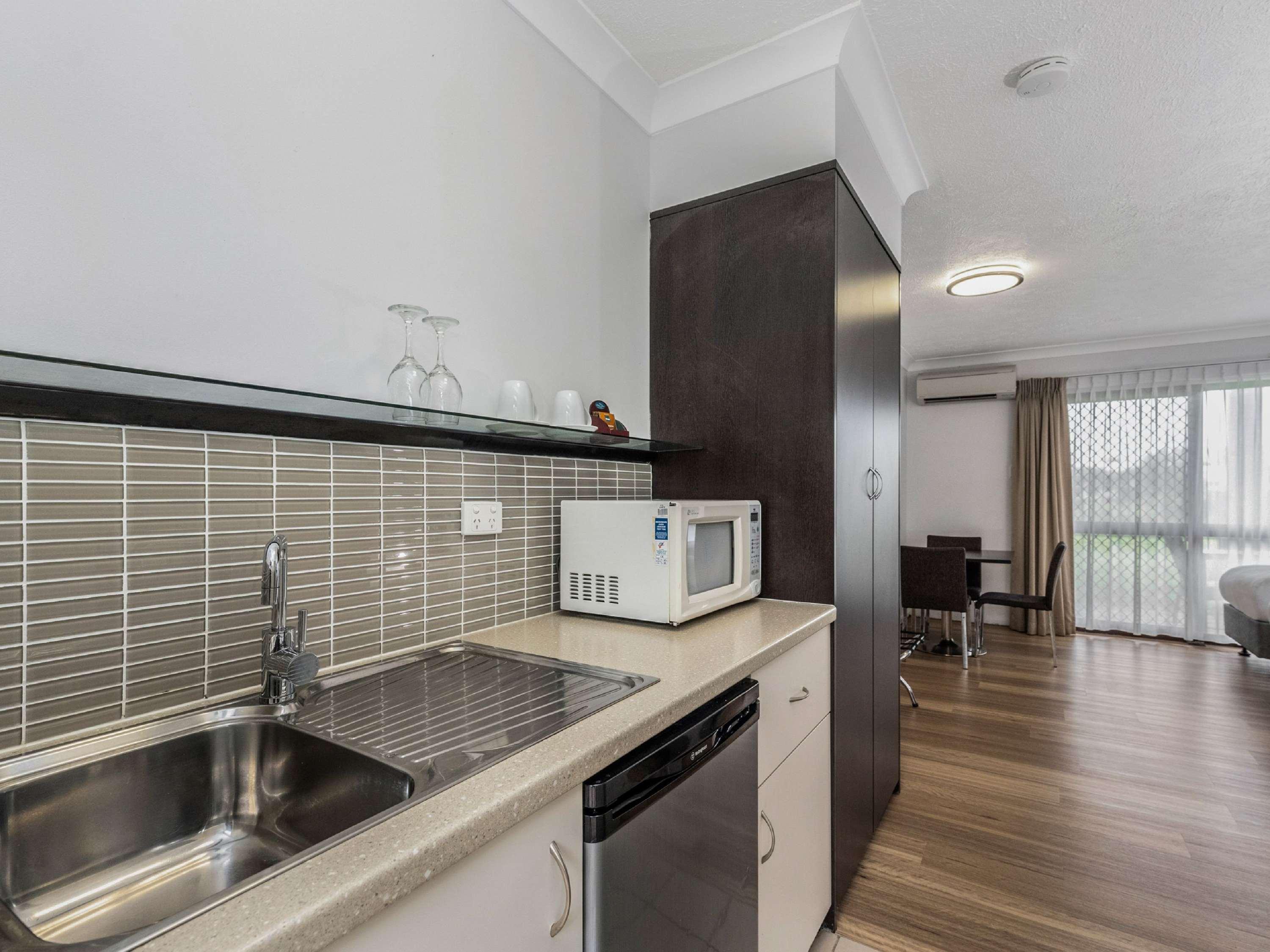 Family Room Queen Size Bed