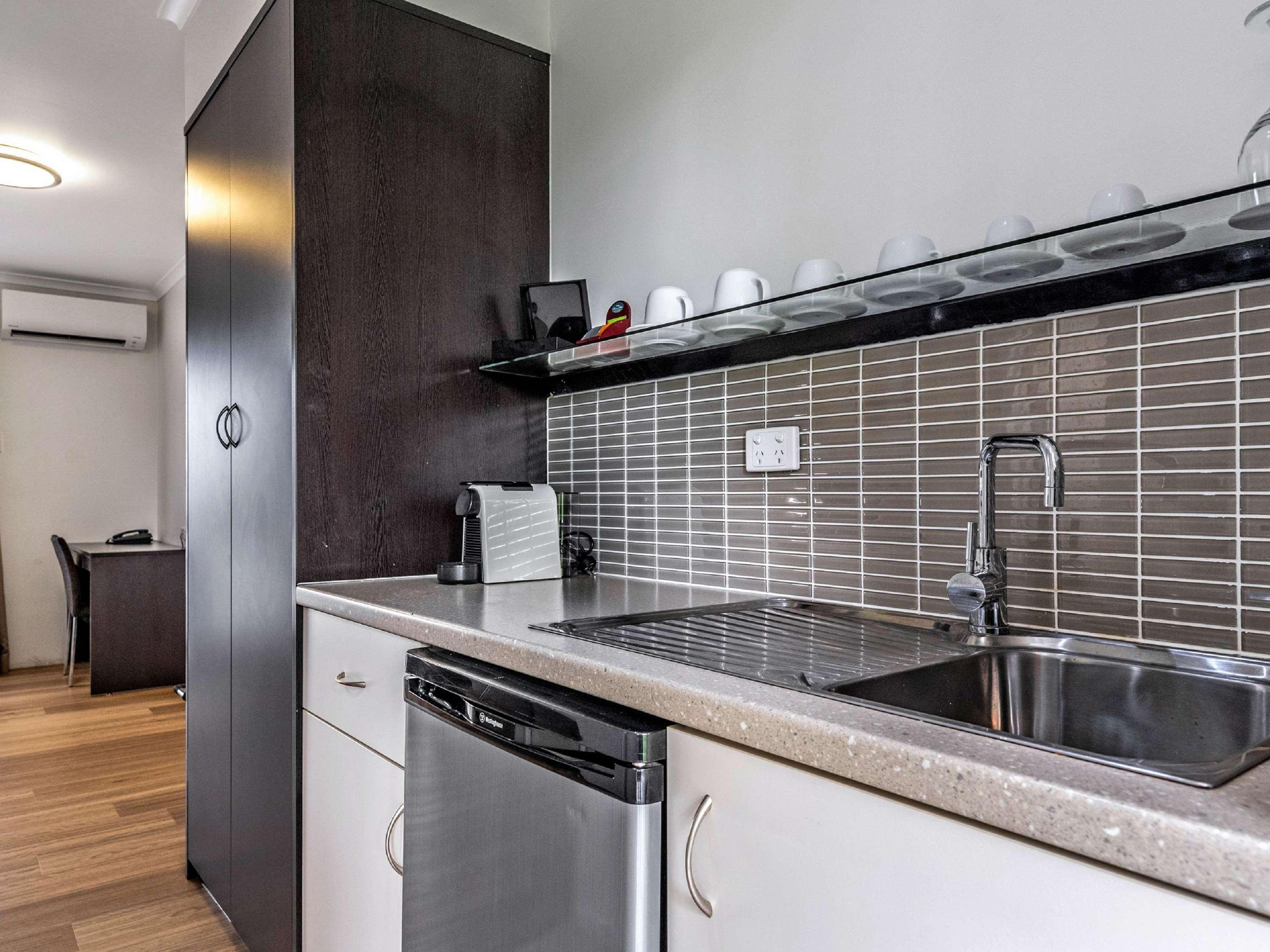 Double Deluxe Two Queen Beds