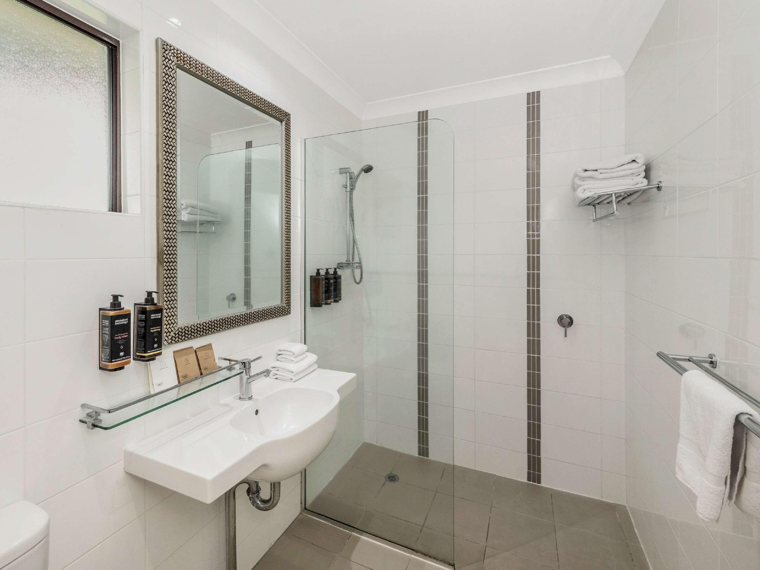 Double Deluxe Two Queen Beds