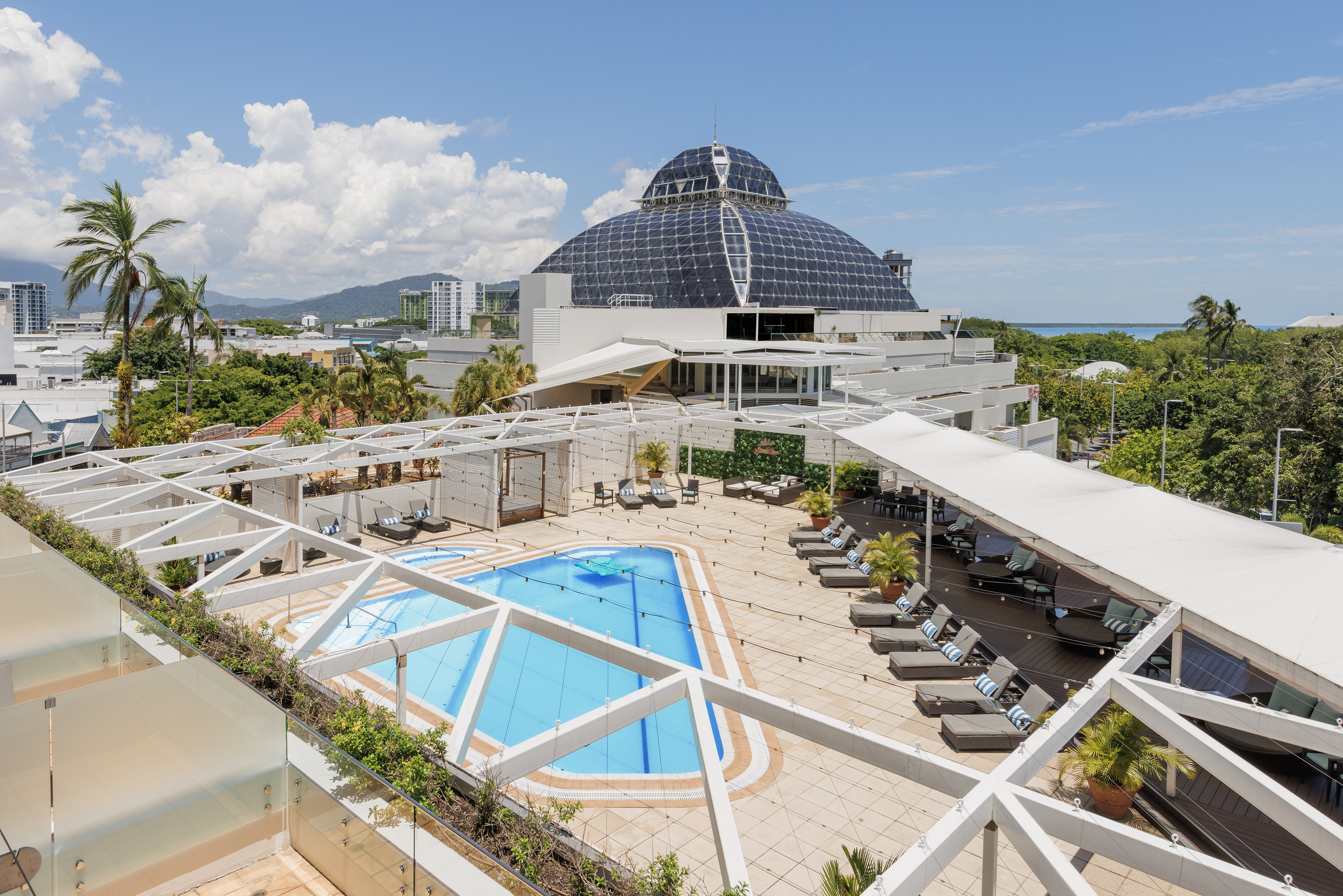Double Deluxe Pool View