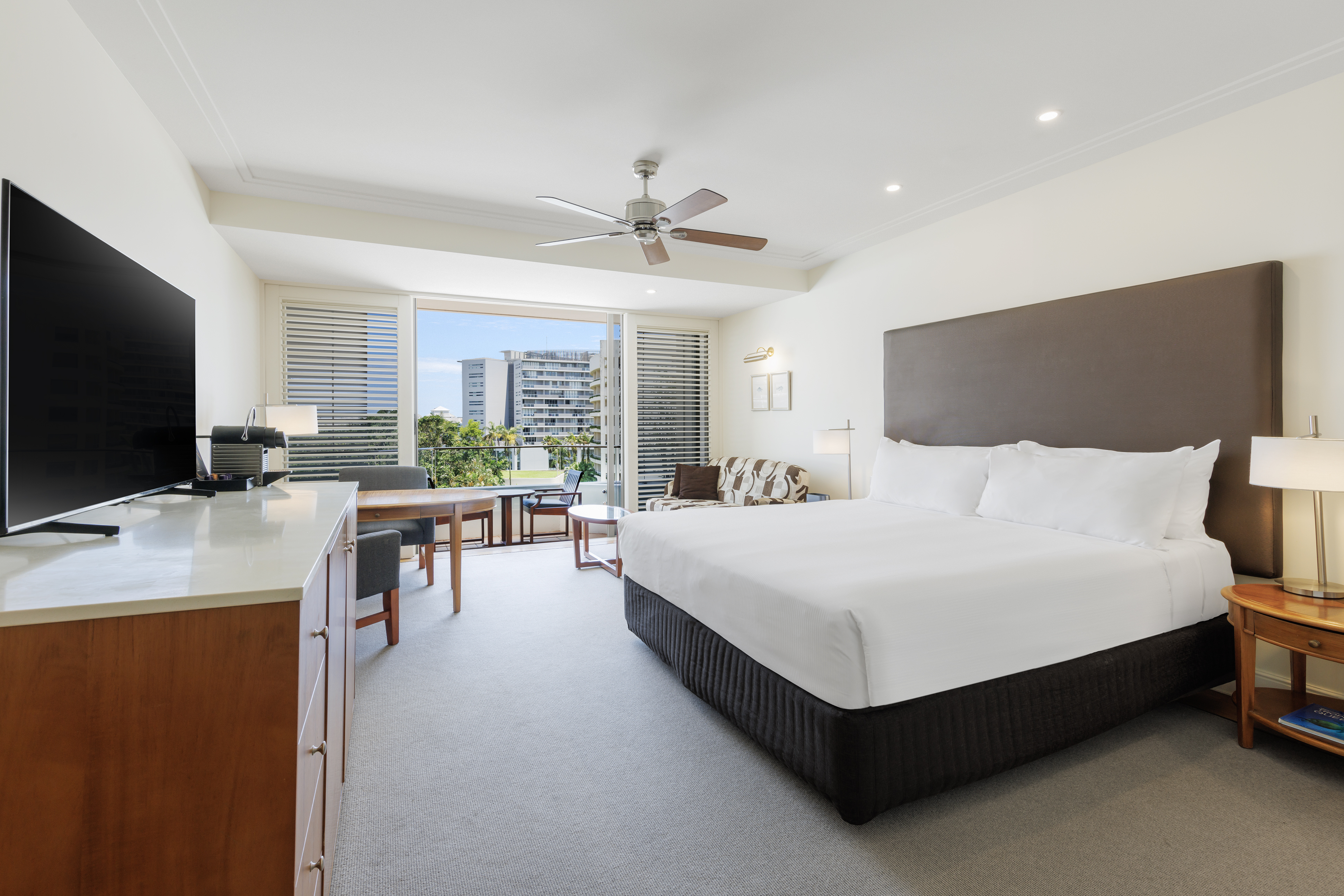 Double Deluxe Pool View