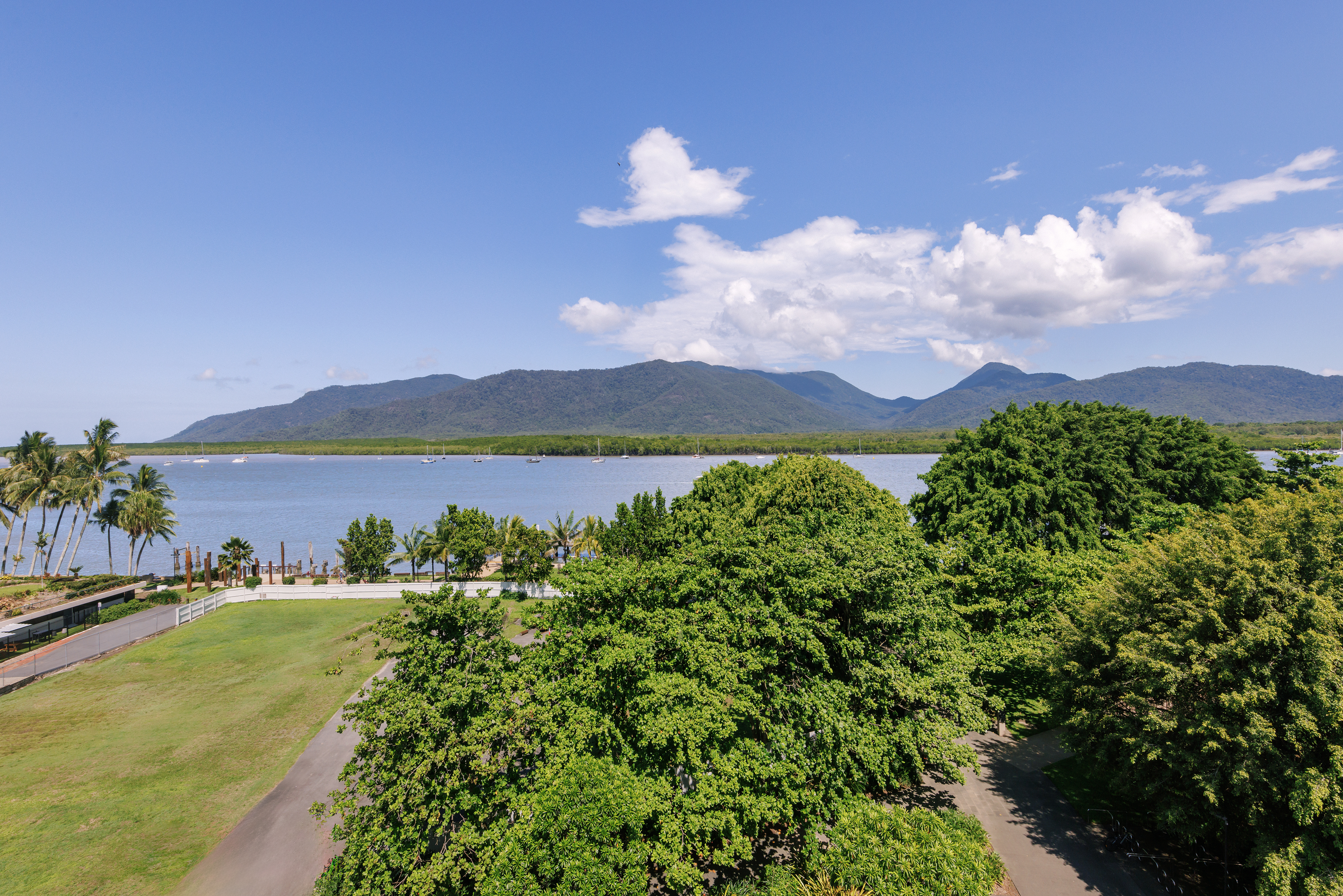 Double Deluxe Premium