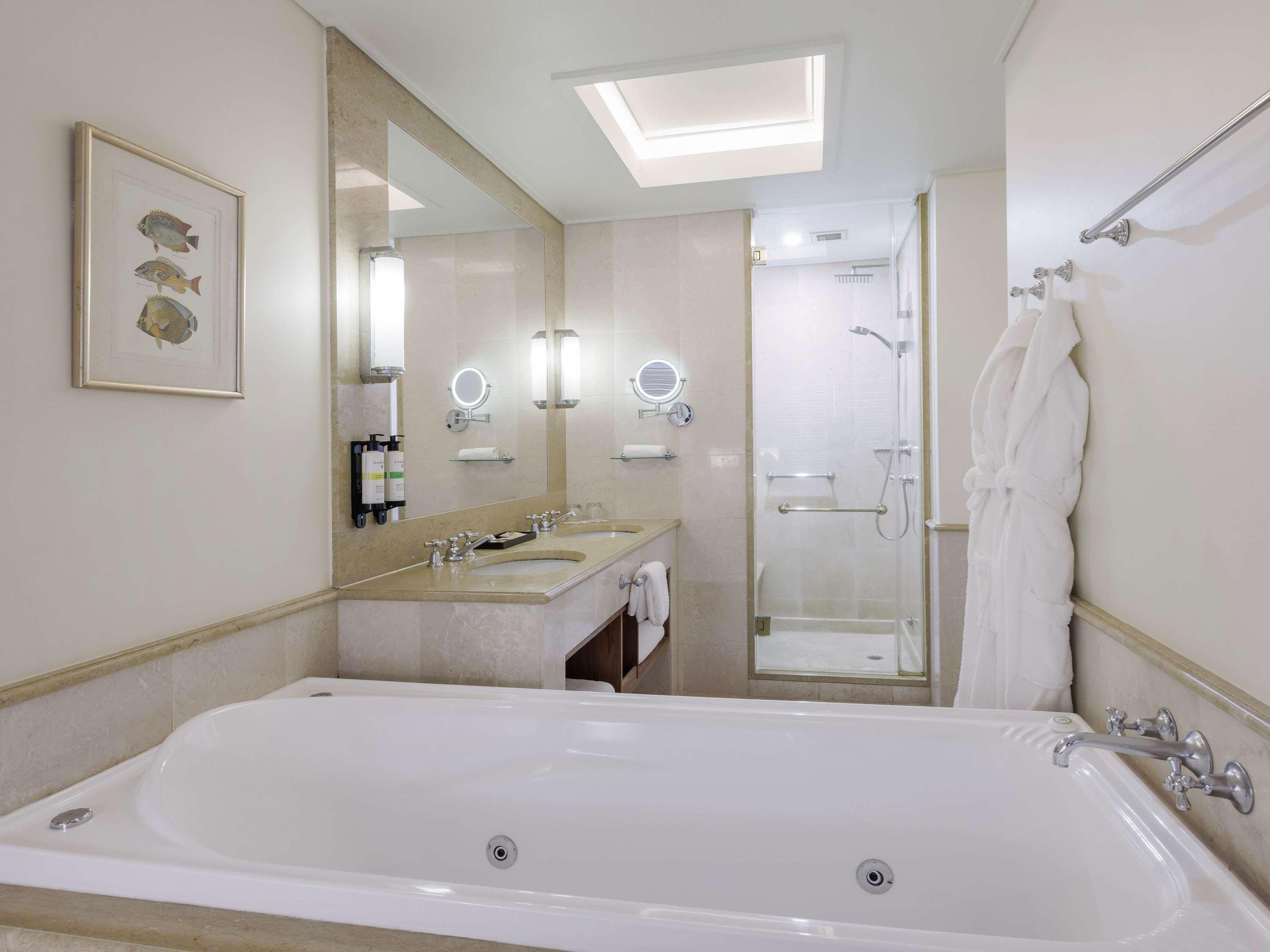 Double Deluxe Premium