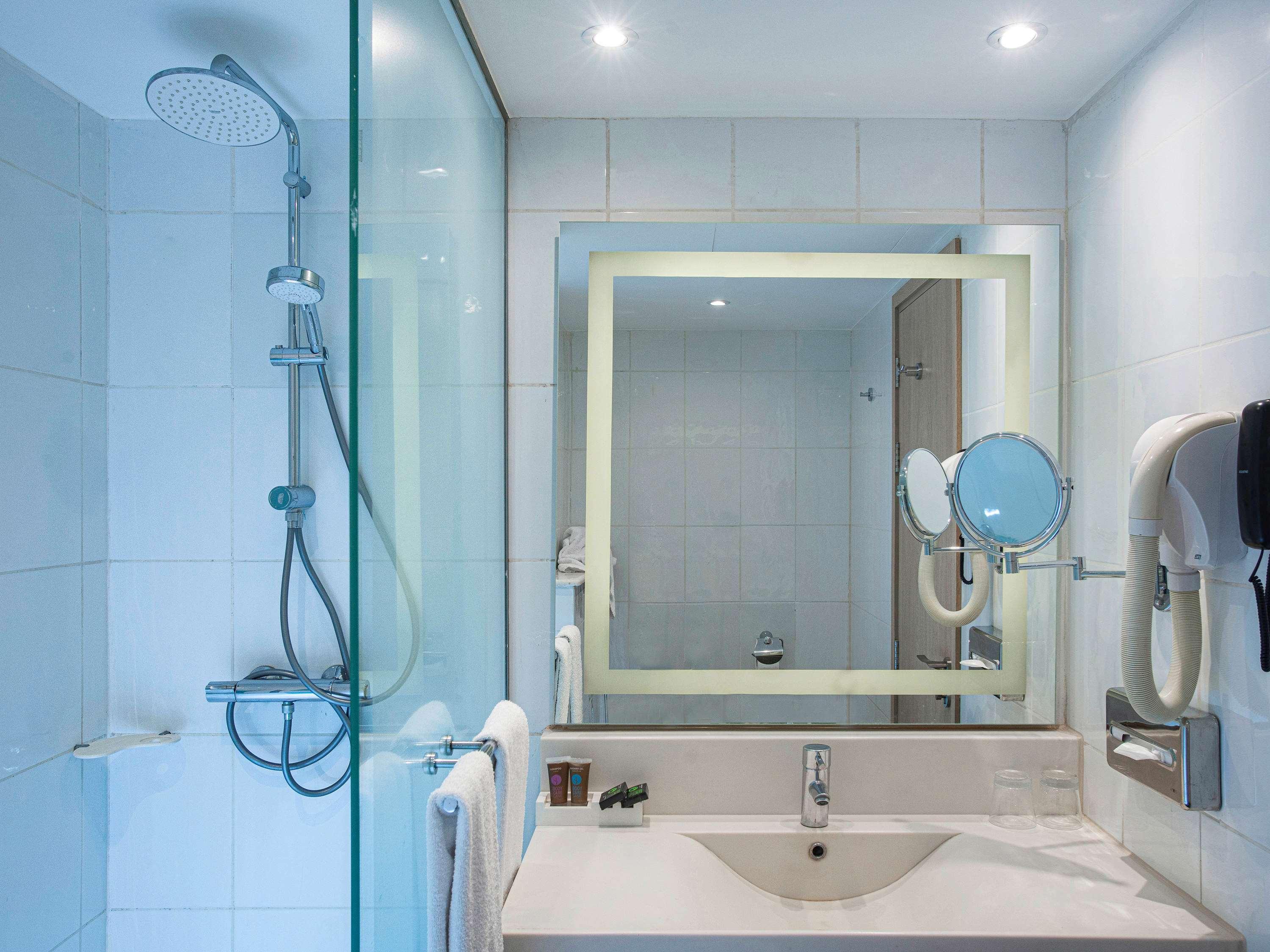 Twin Superior City View