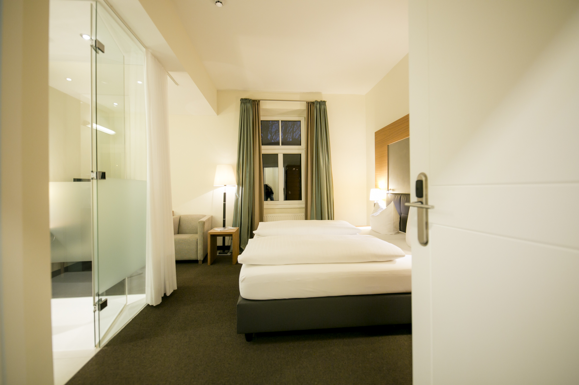 Double Single Economy