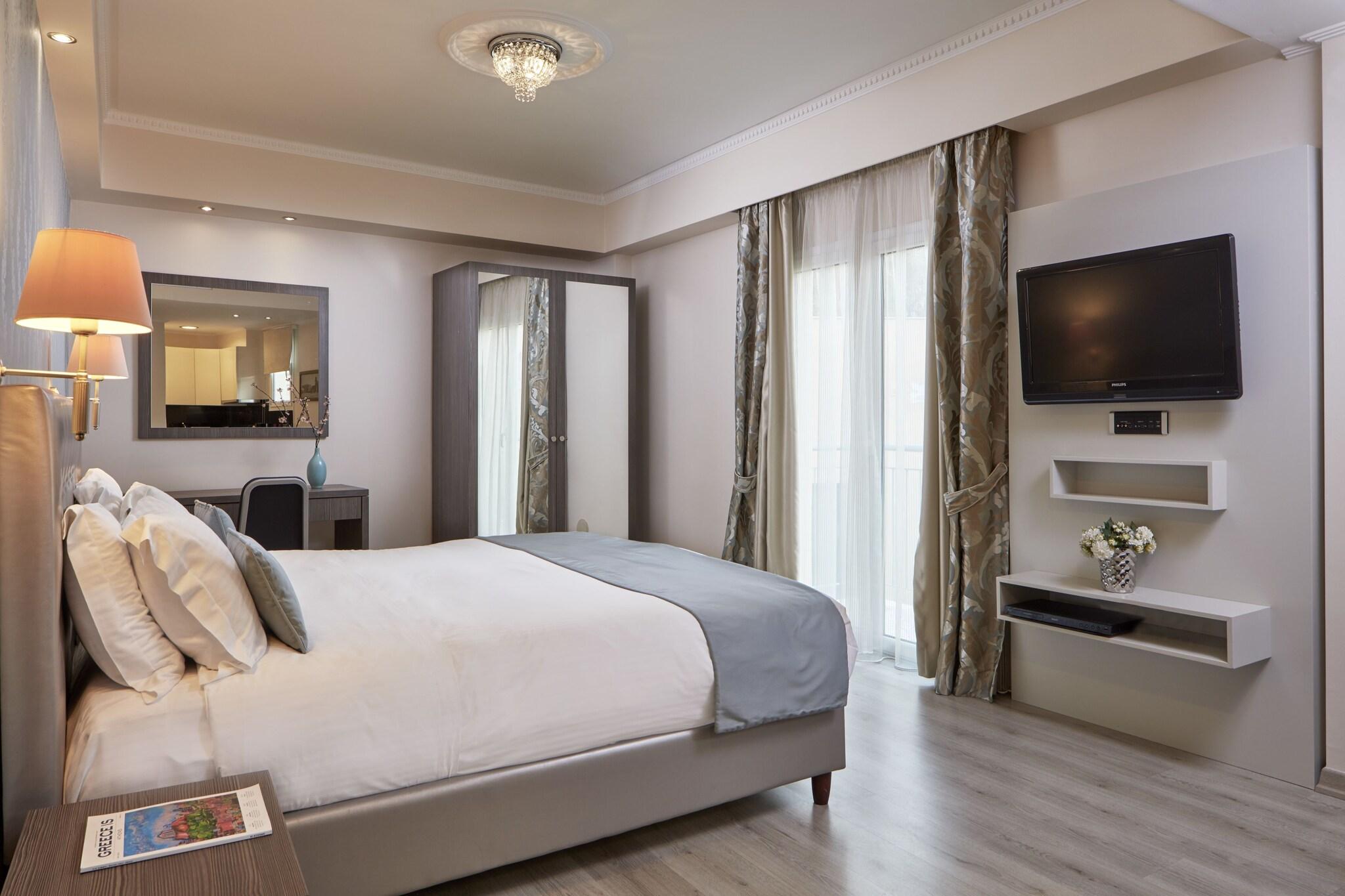 Suite King Size Bed