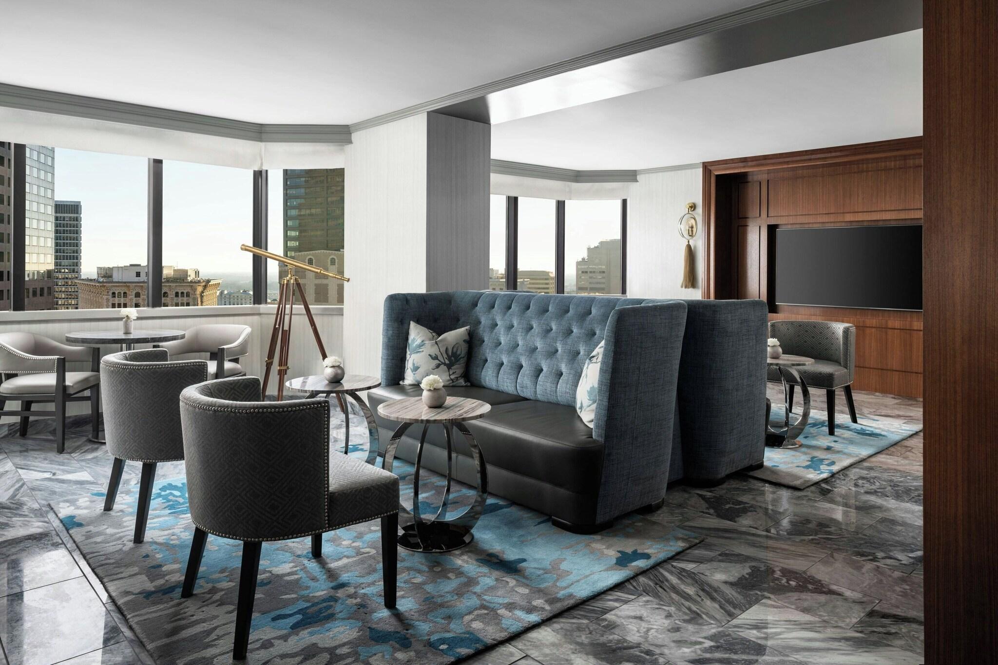 Double Club King Bed