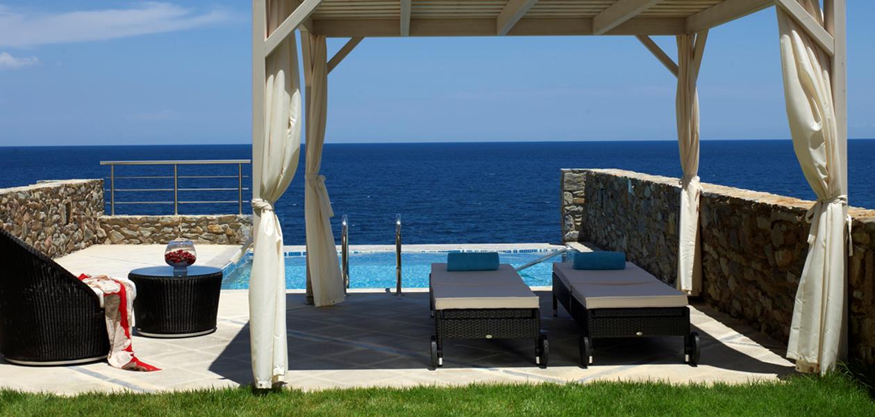 Suite with Private Pool