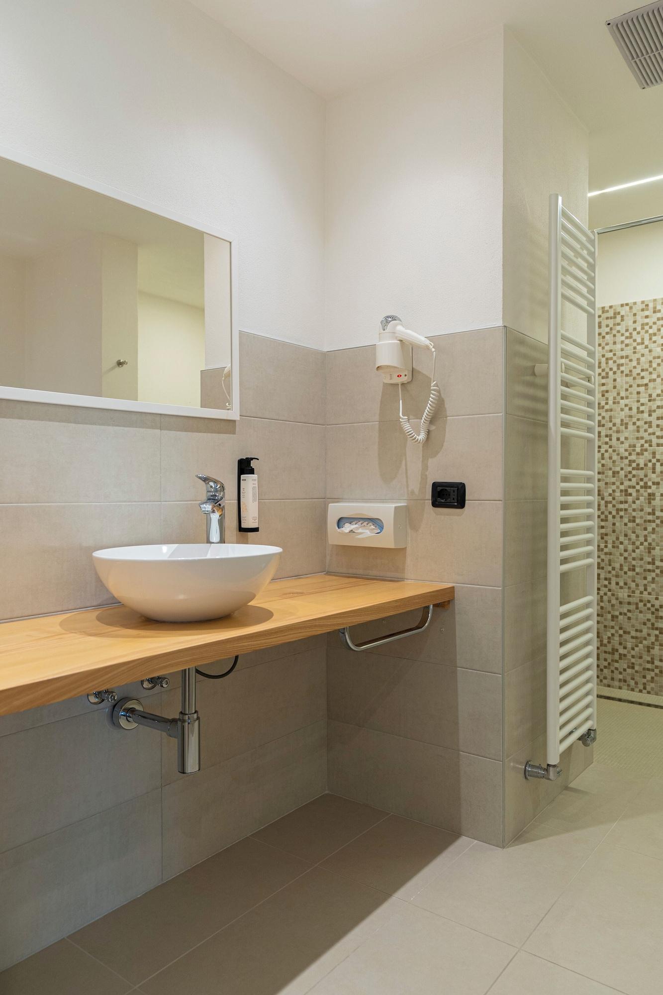 Double Superior King Bed