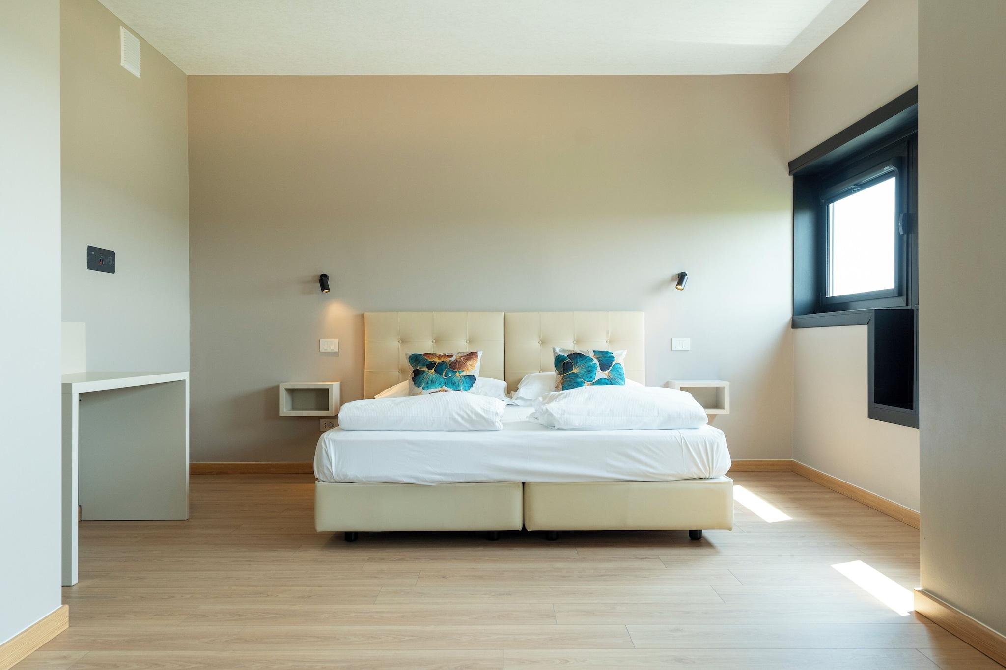 Suite Queen Size Bed