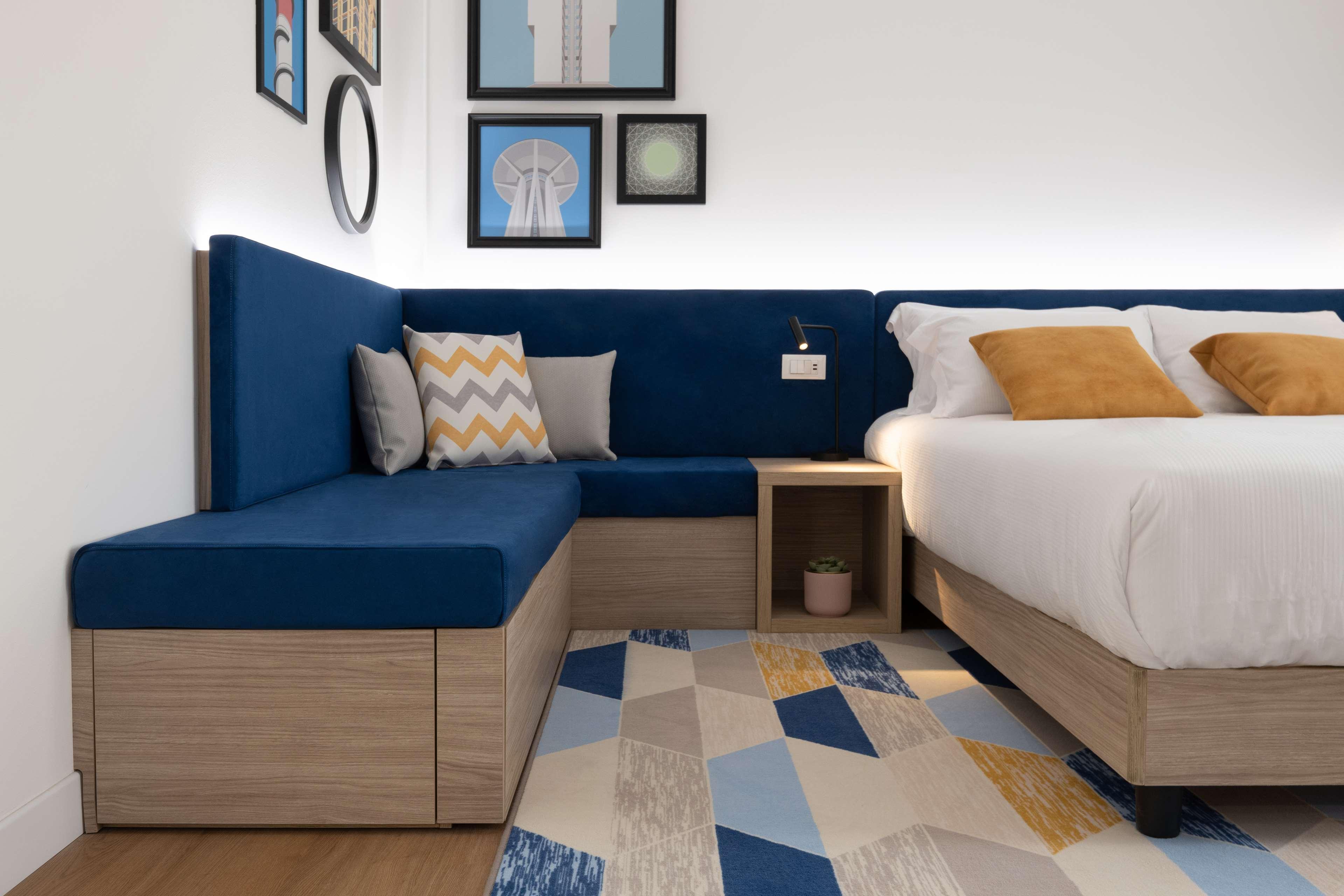 Double Queen Size Bed