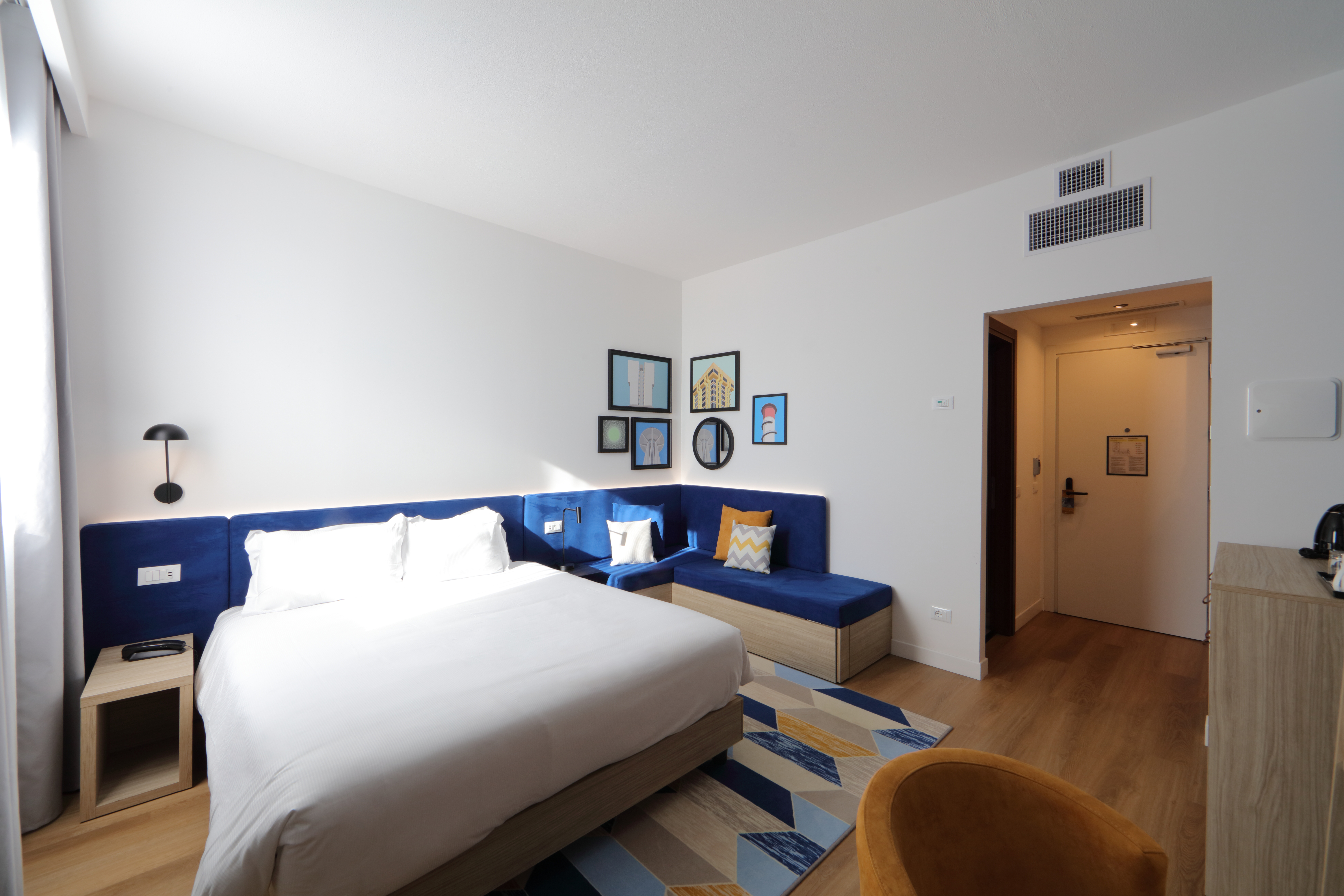 Double Queen Size Bed