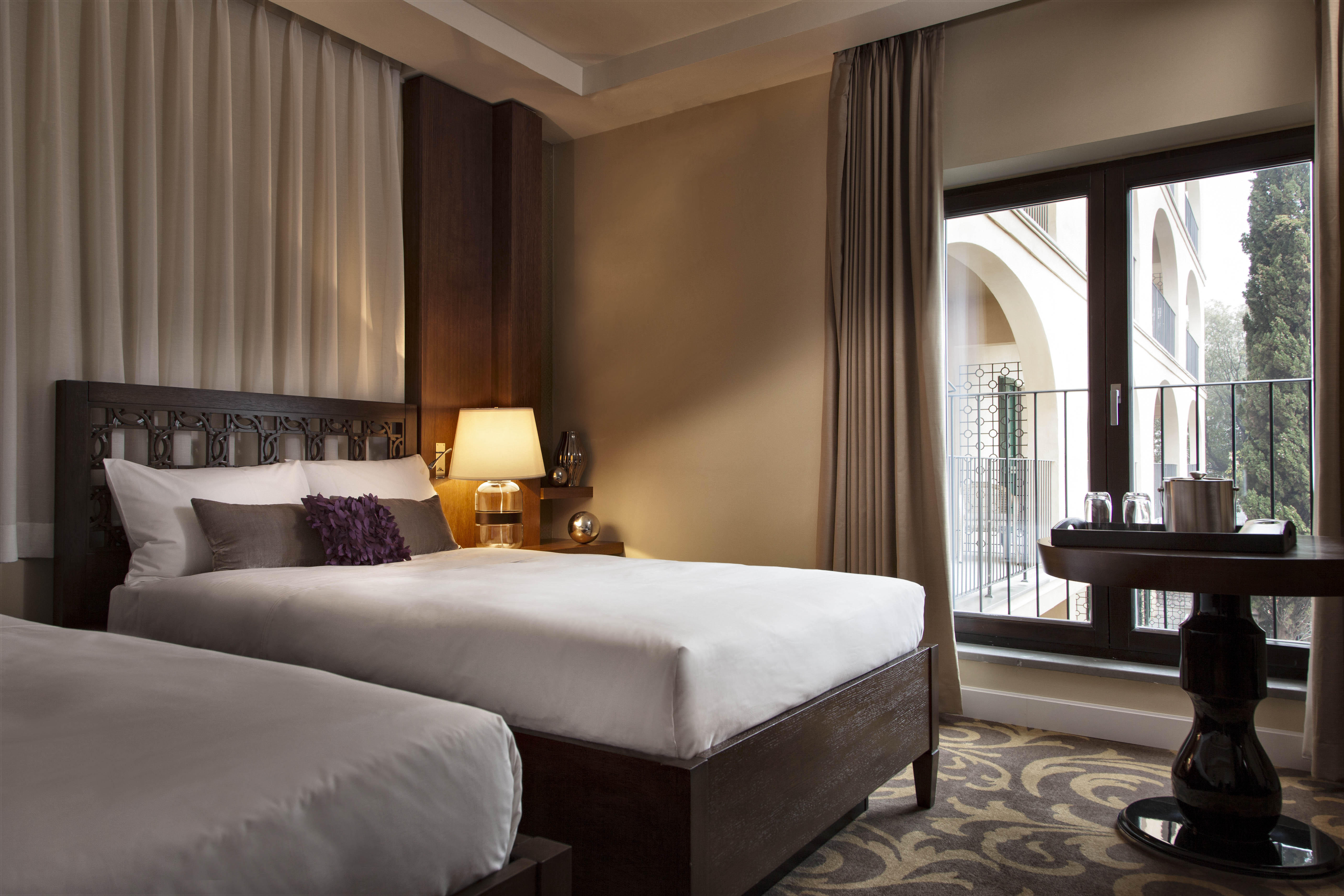 Double or Twin Executive