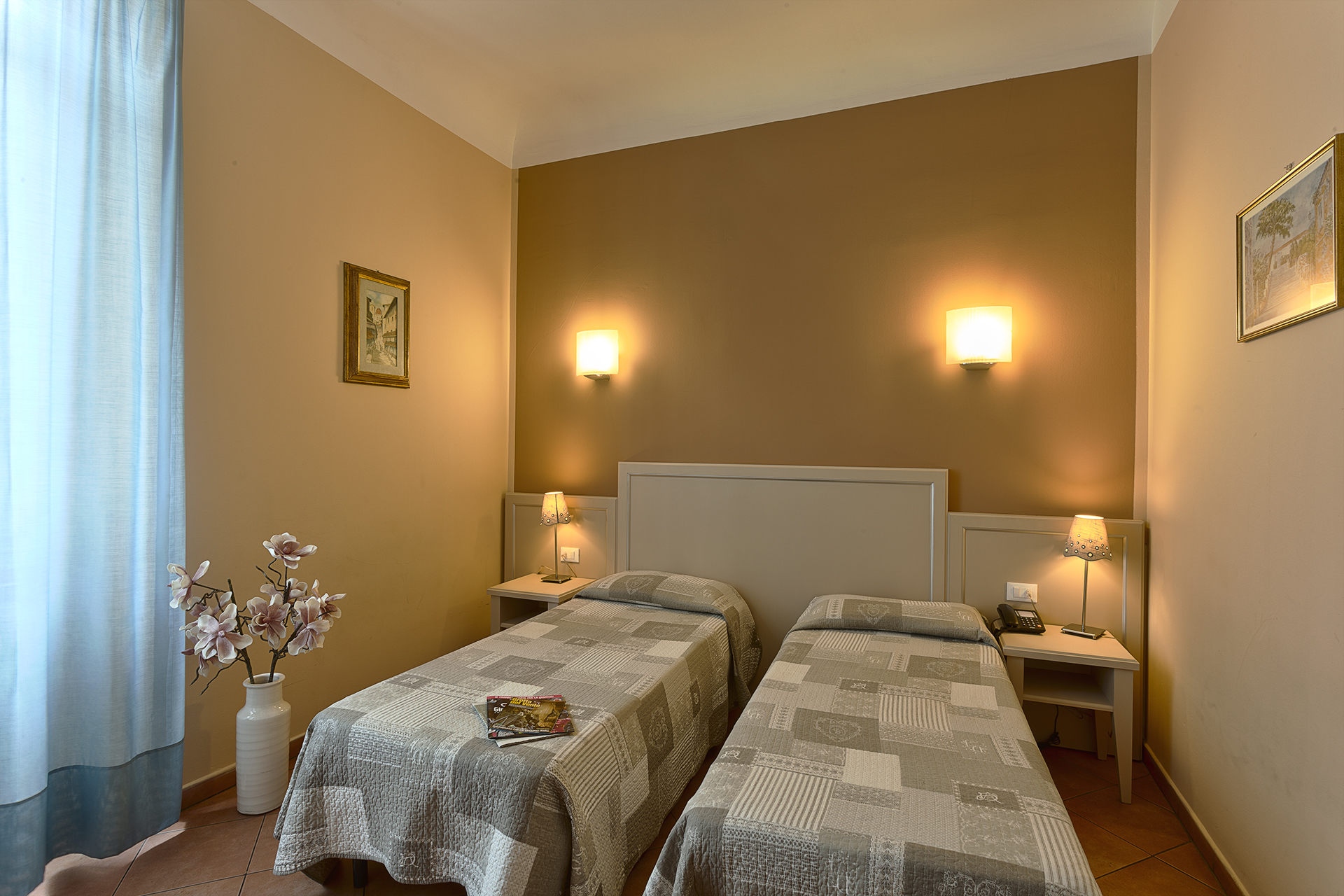 Double or Twin Standard