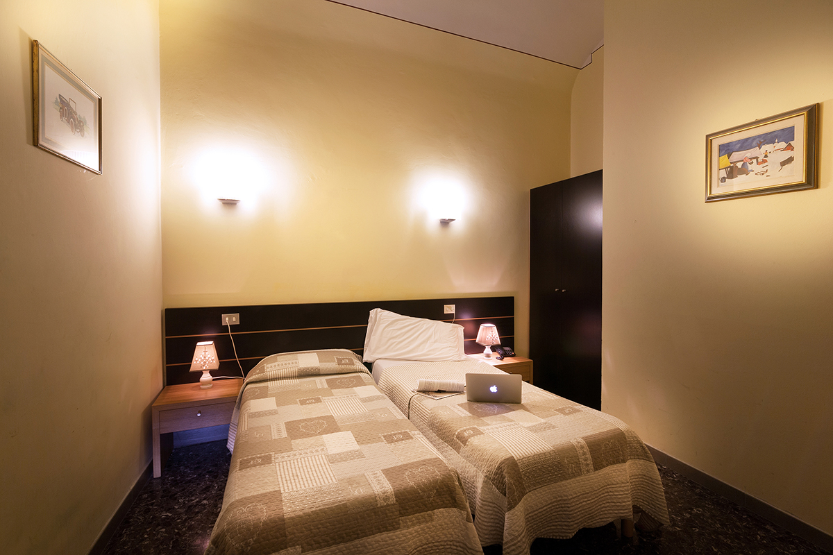 Double or Twin Standard