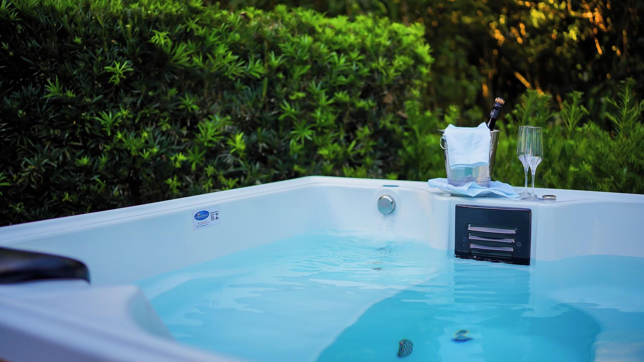 Quadruple Premier Queen Bed