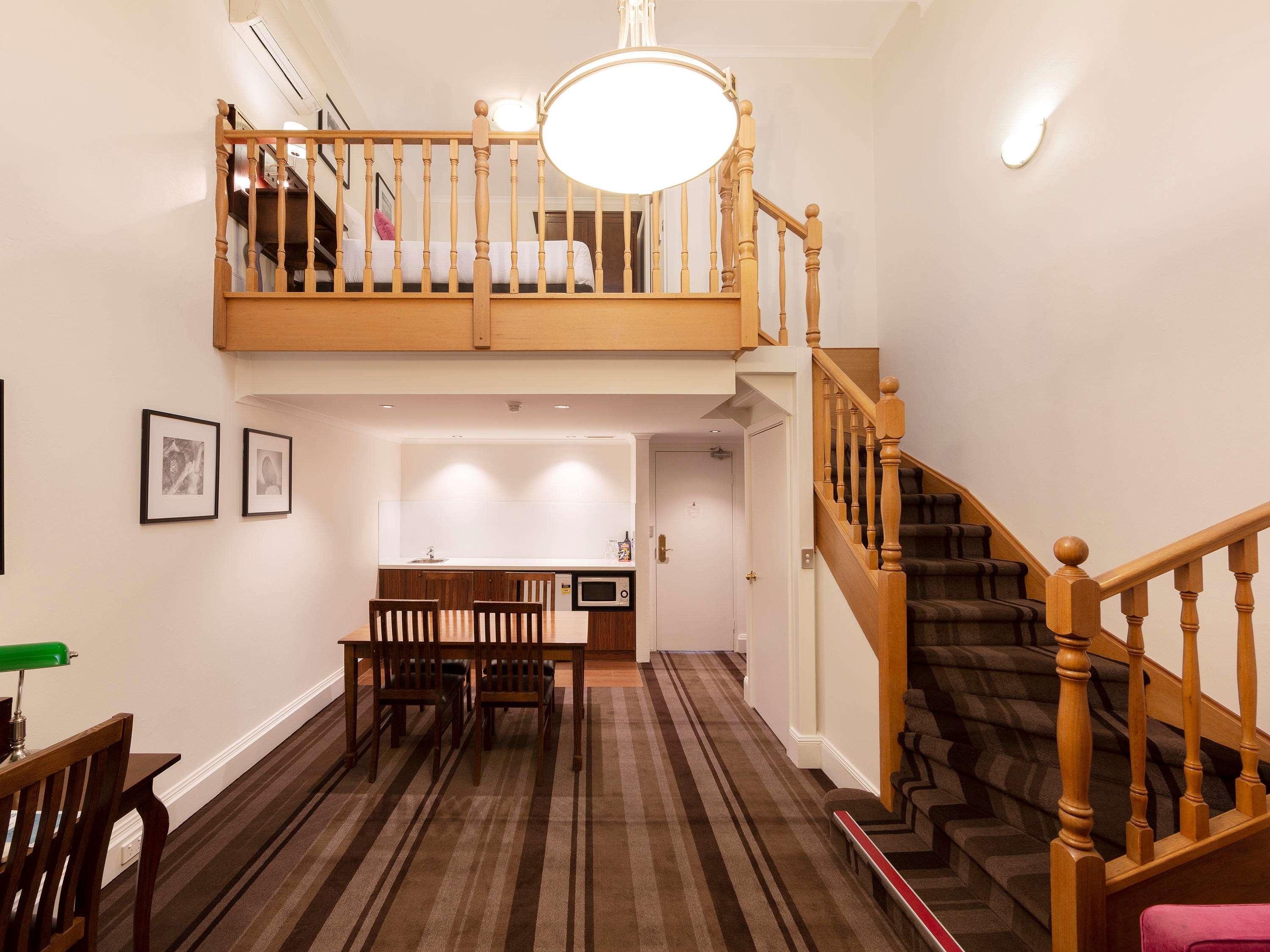 Double Deluxe King Bed