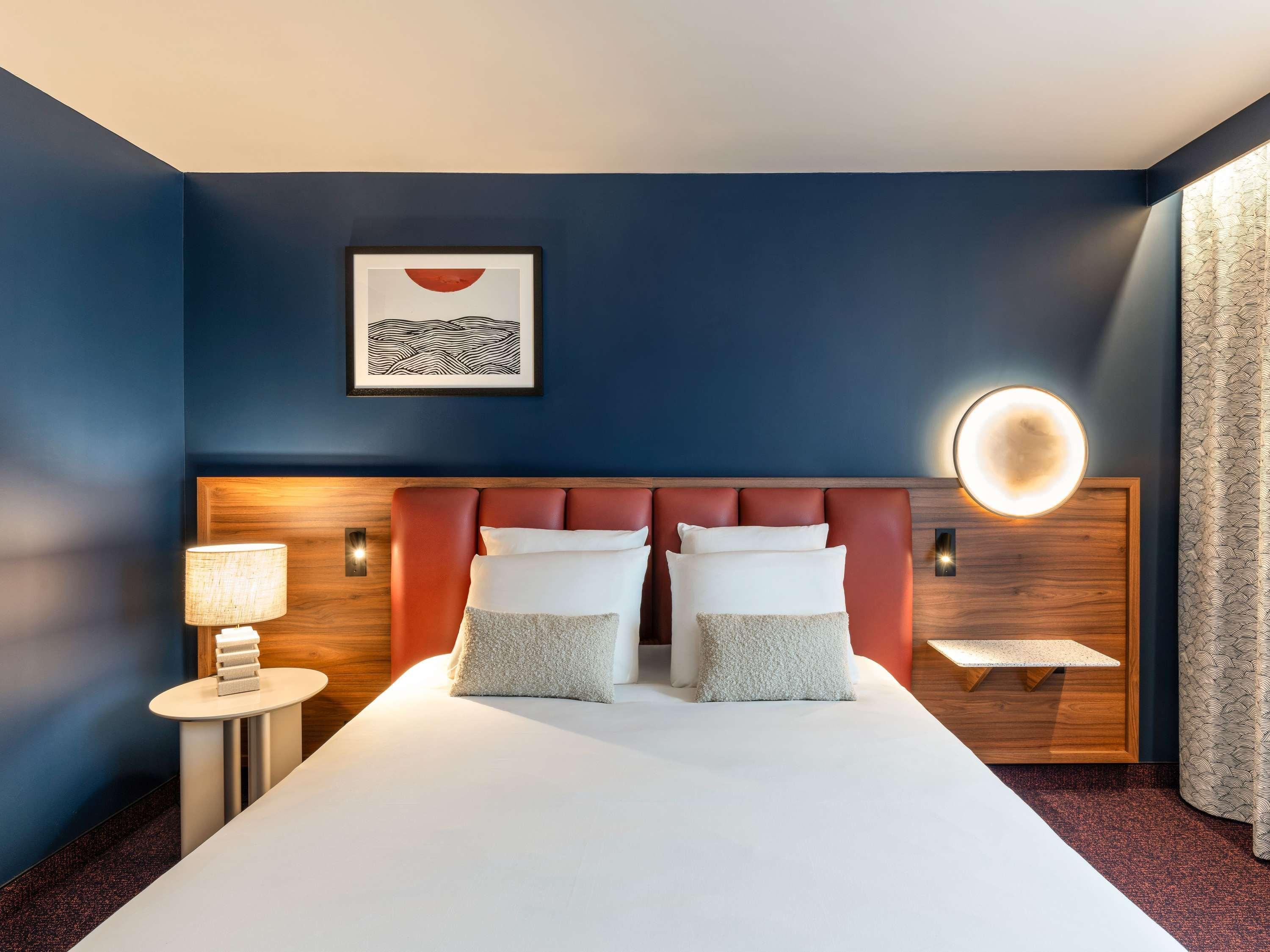 Double Classic Double Bed