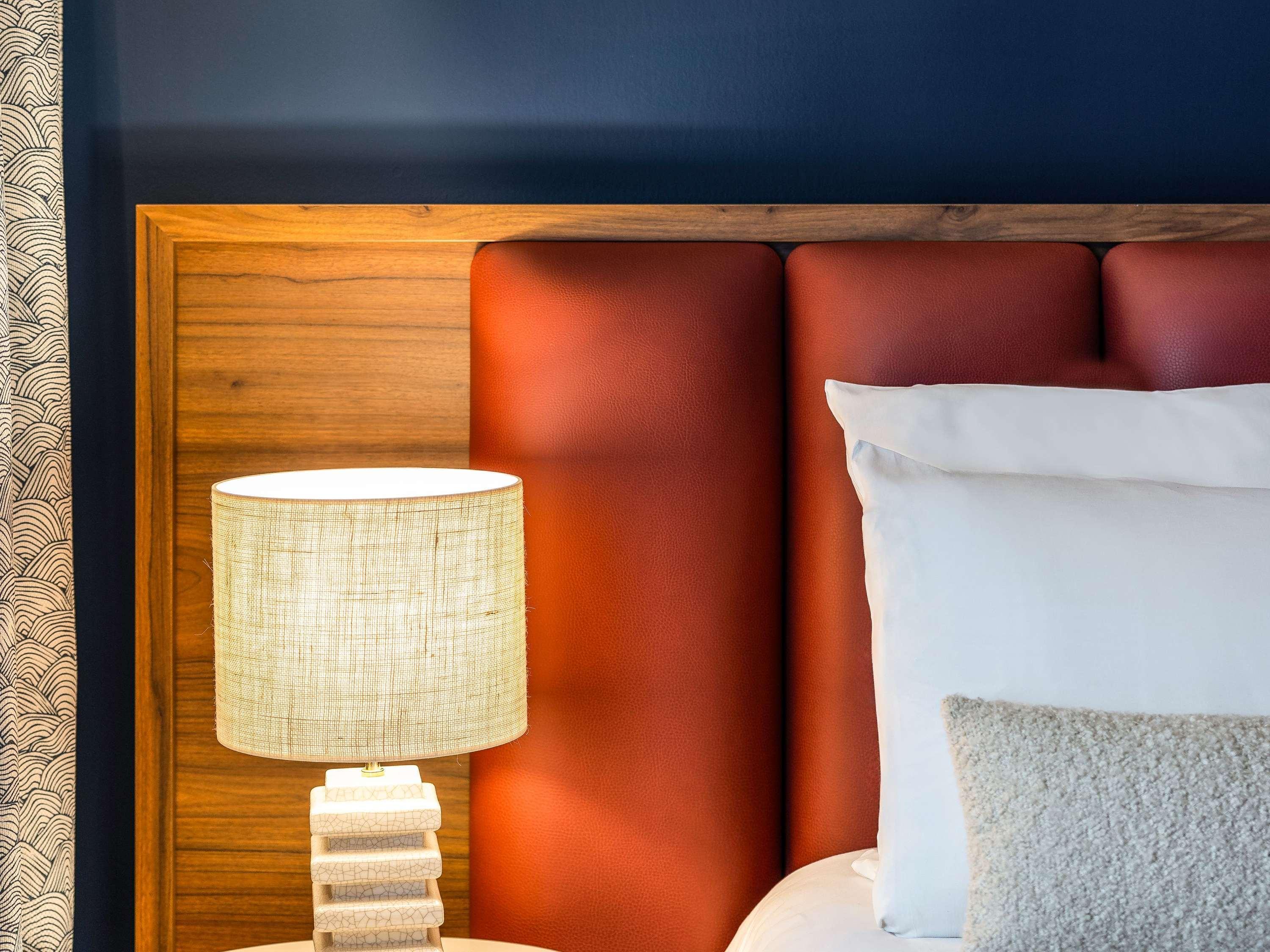 Double Classic Double Bed