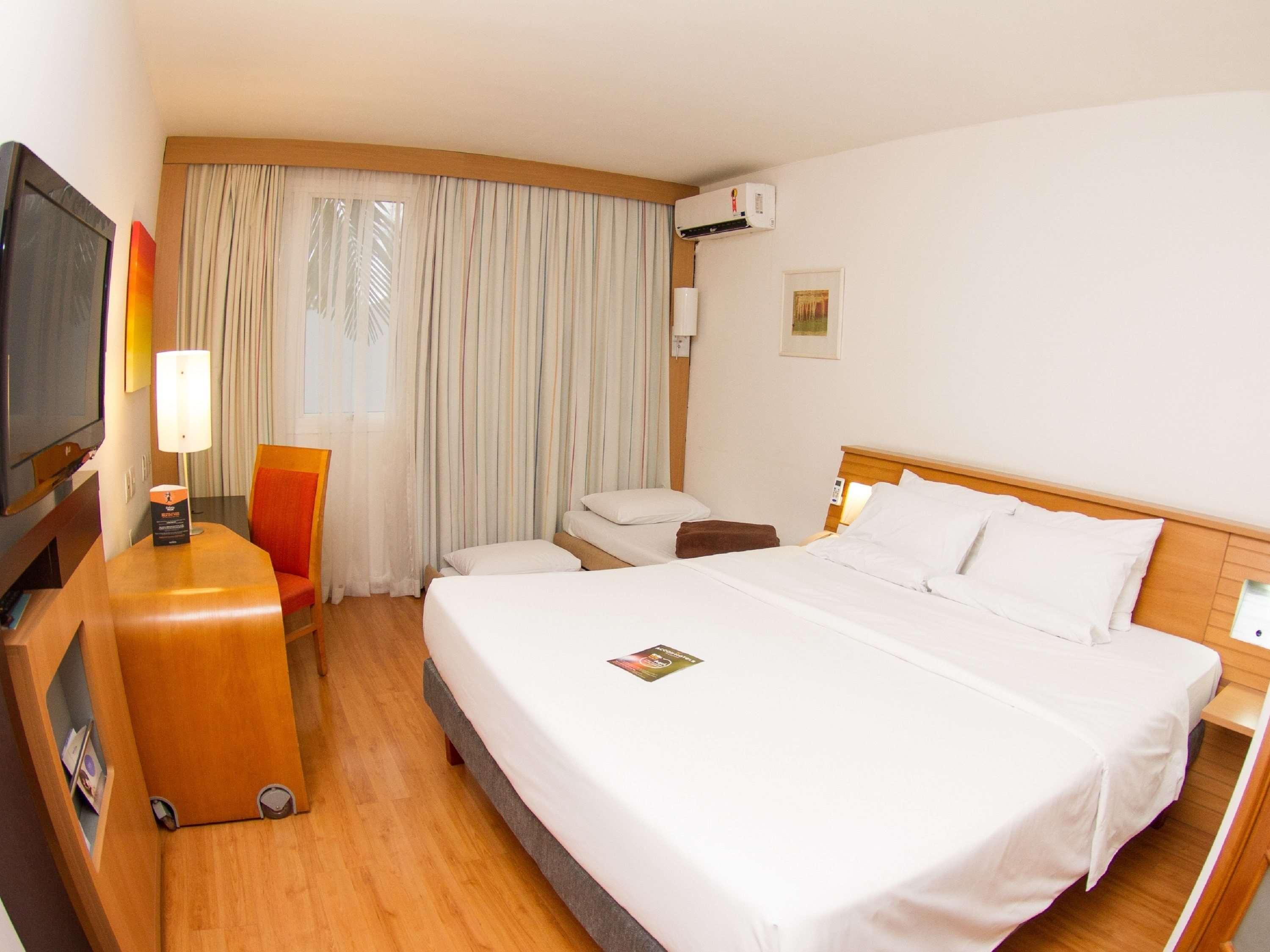 Double King Size Bed