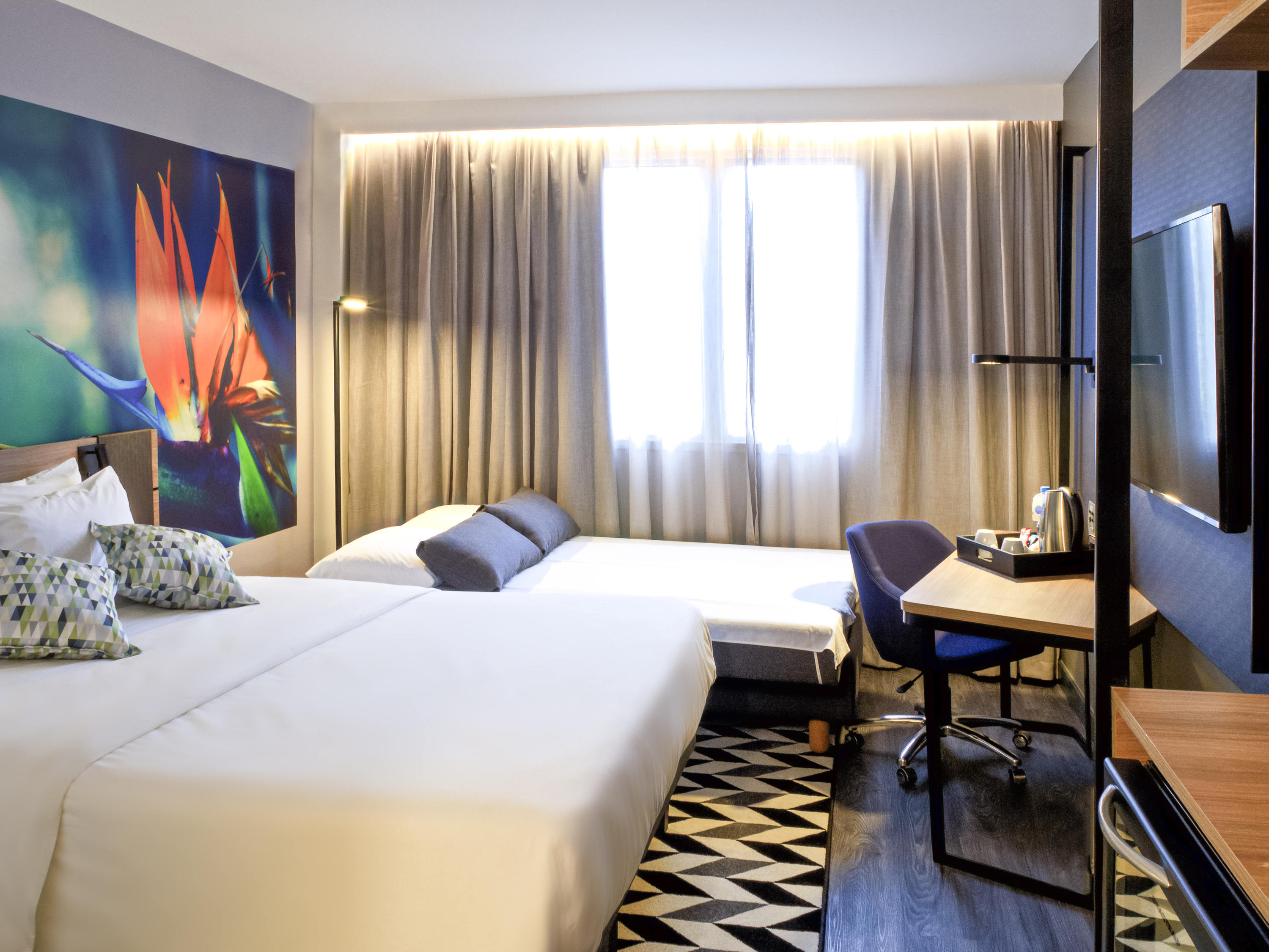 Double Superior Queen Bed