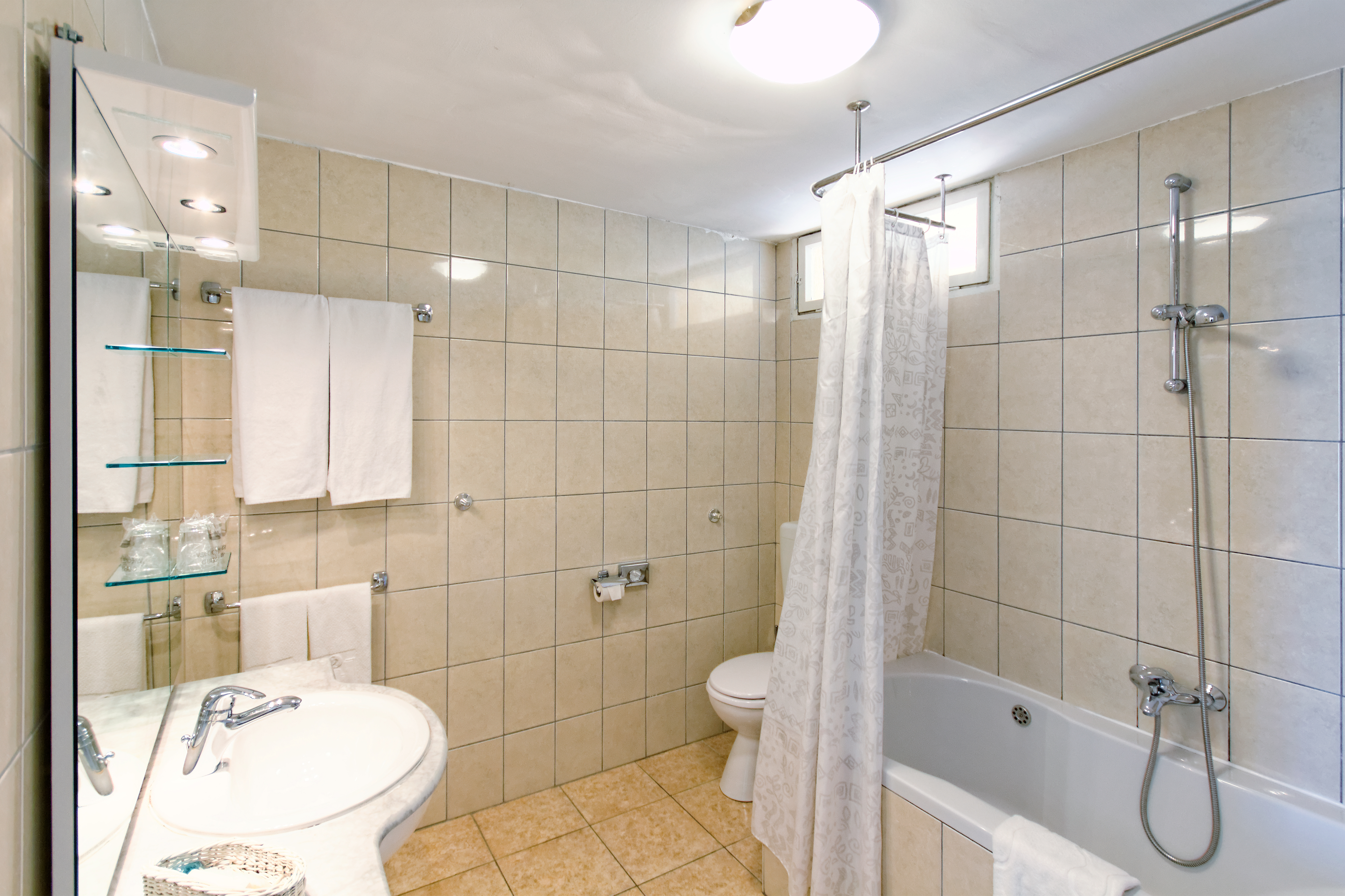 Family Room Sea View with Balcony