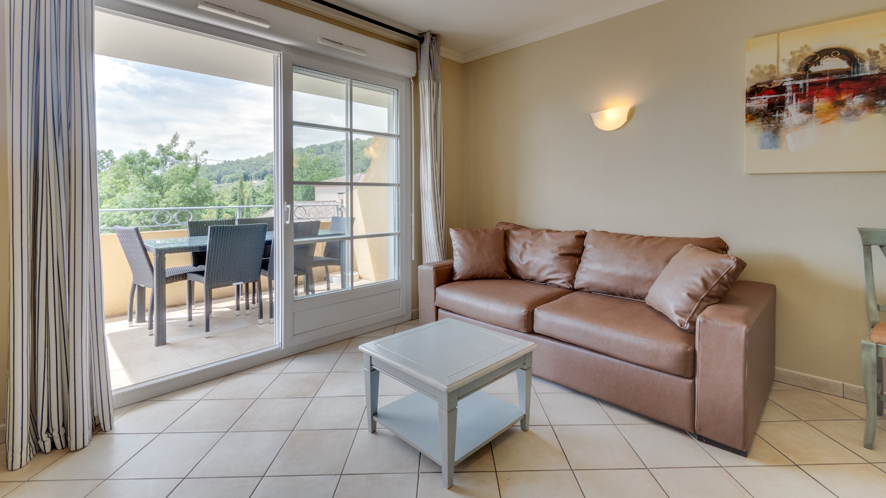 Apartment Capacity 6 Two Bedrooms