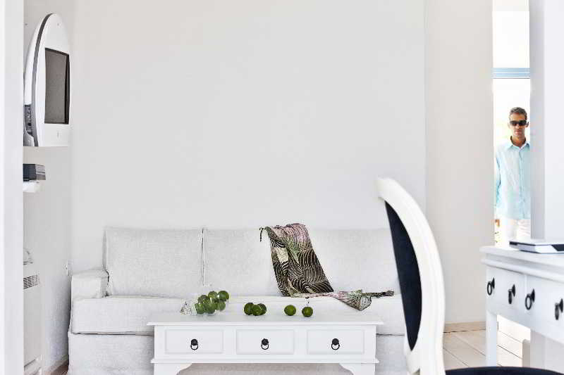 Suite Two Bedrooms with Private Pool