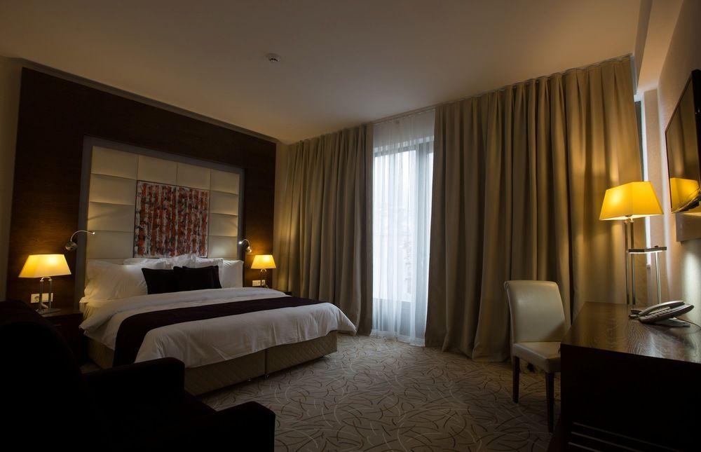 Junior Suite Capacity 2