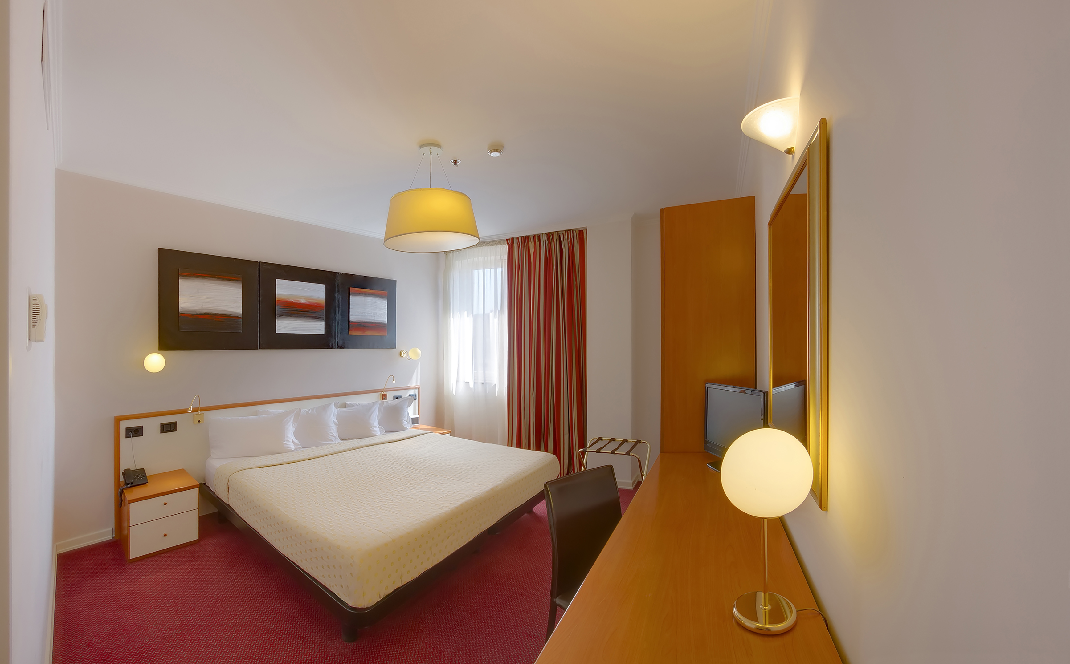 Double or Twin Standard