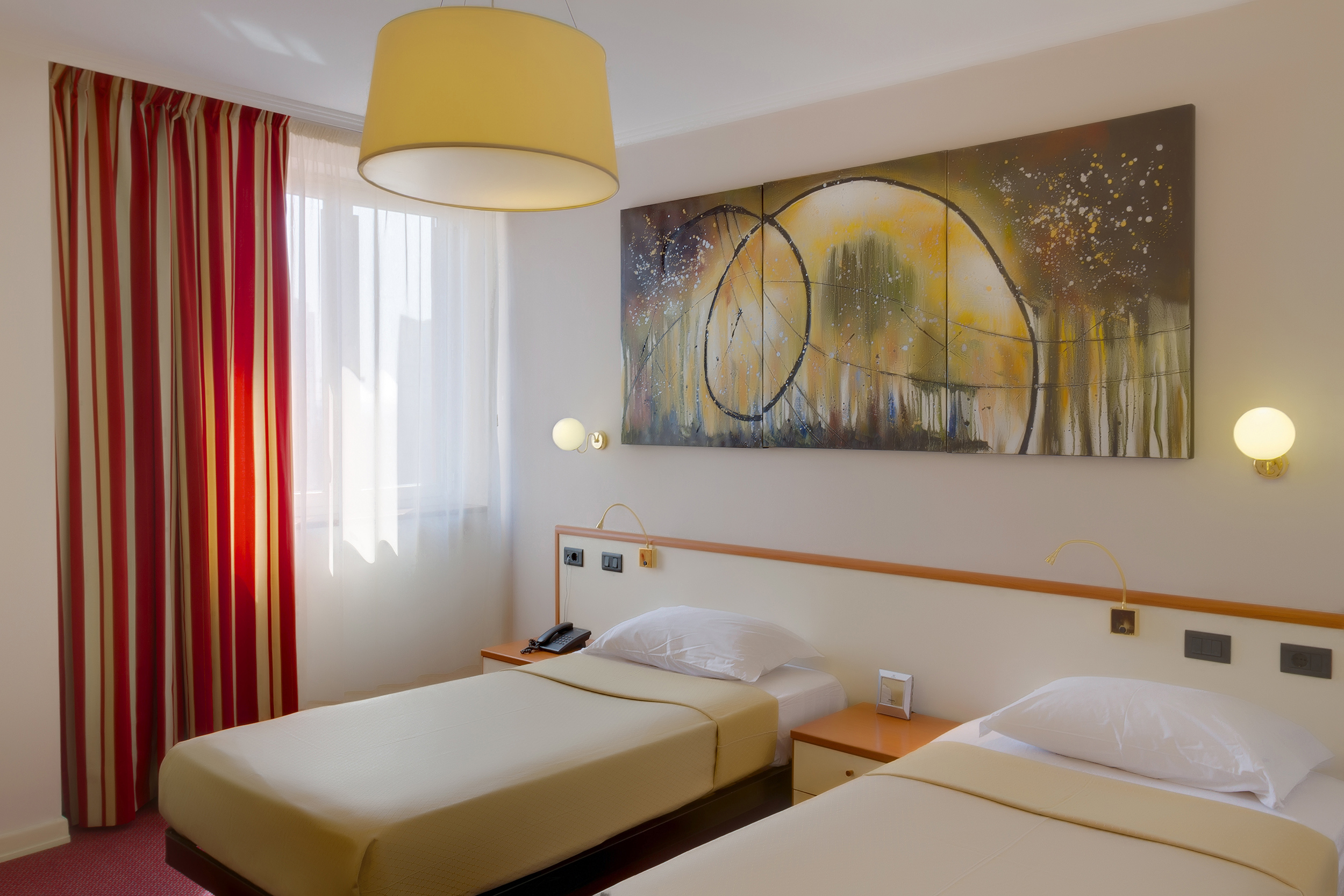 Double or Twin Standard