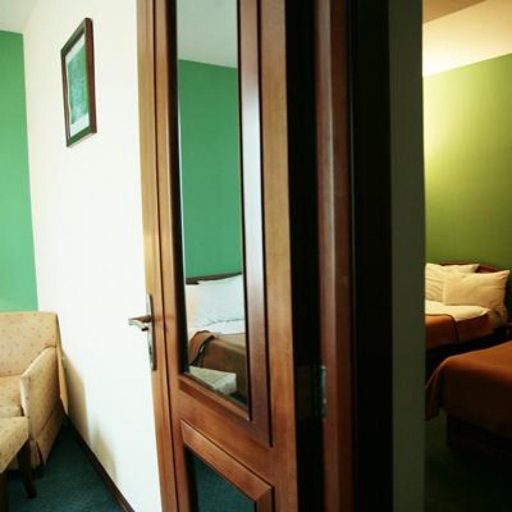 Family Room Standard