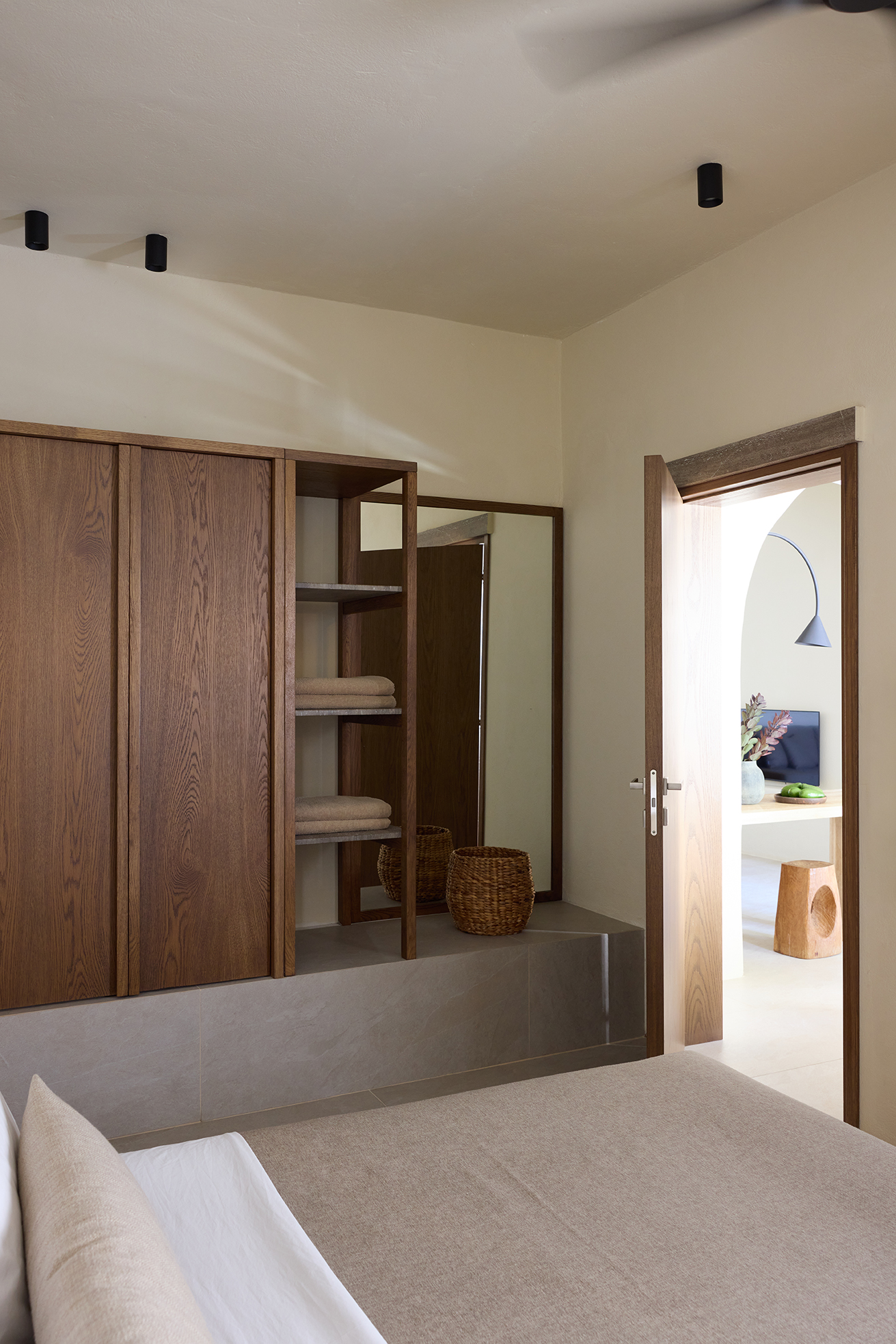 Apartment Capacity 2