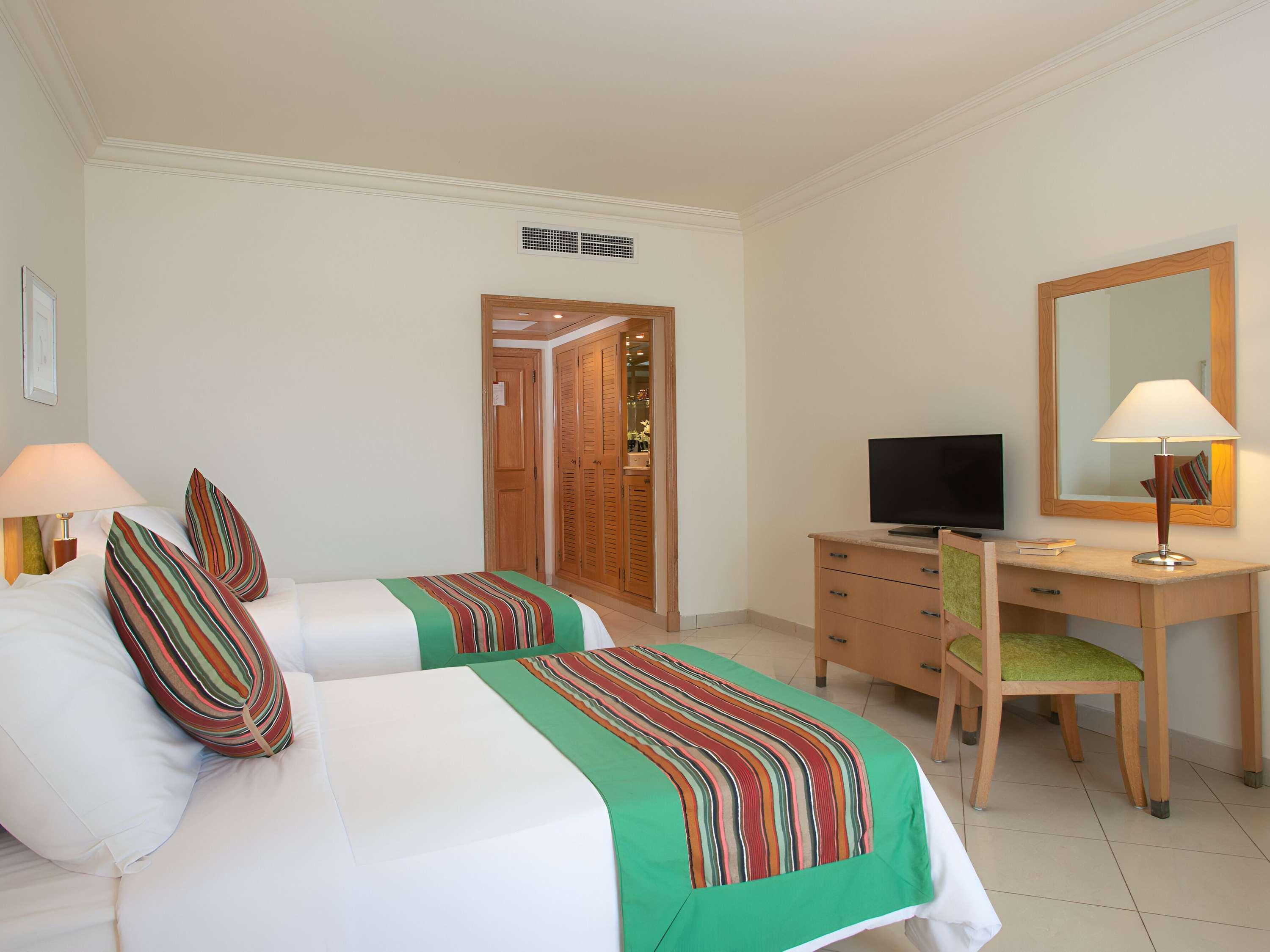 Junior Suite King Size Bed