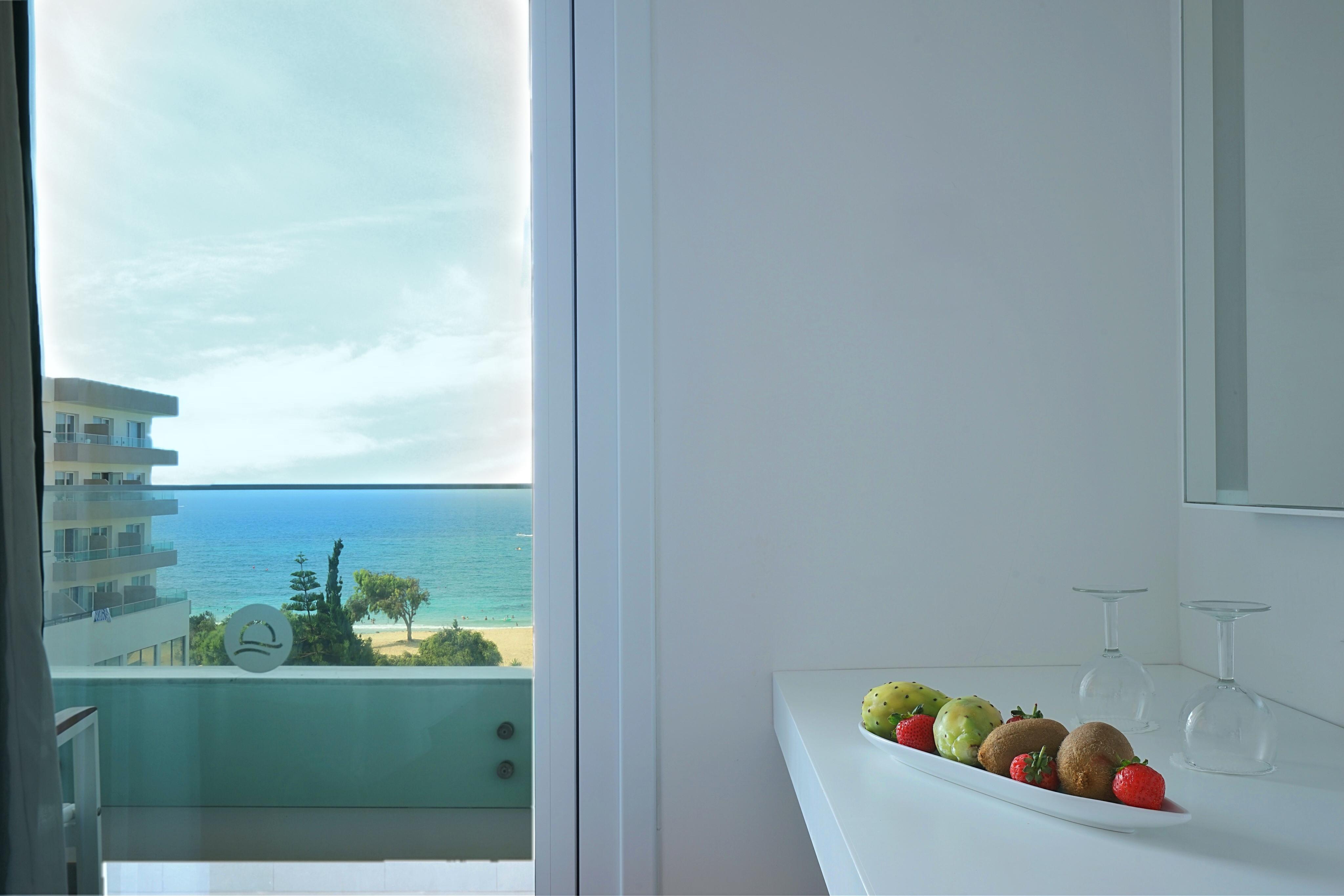 Double or Twin Superior Sea View