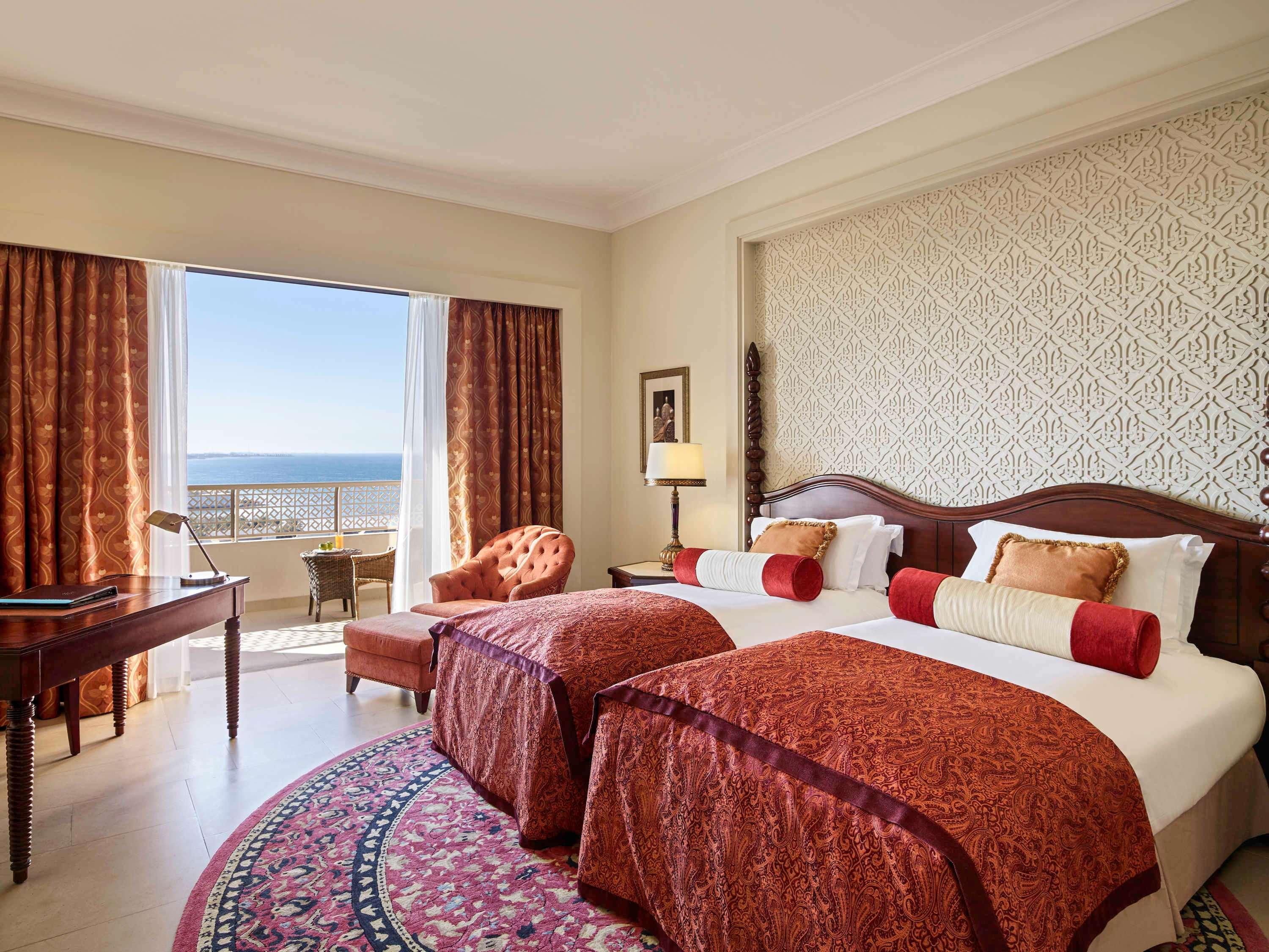 Twin Luxury Sea View