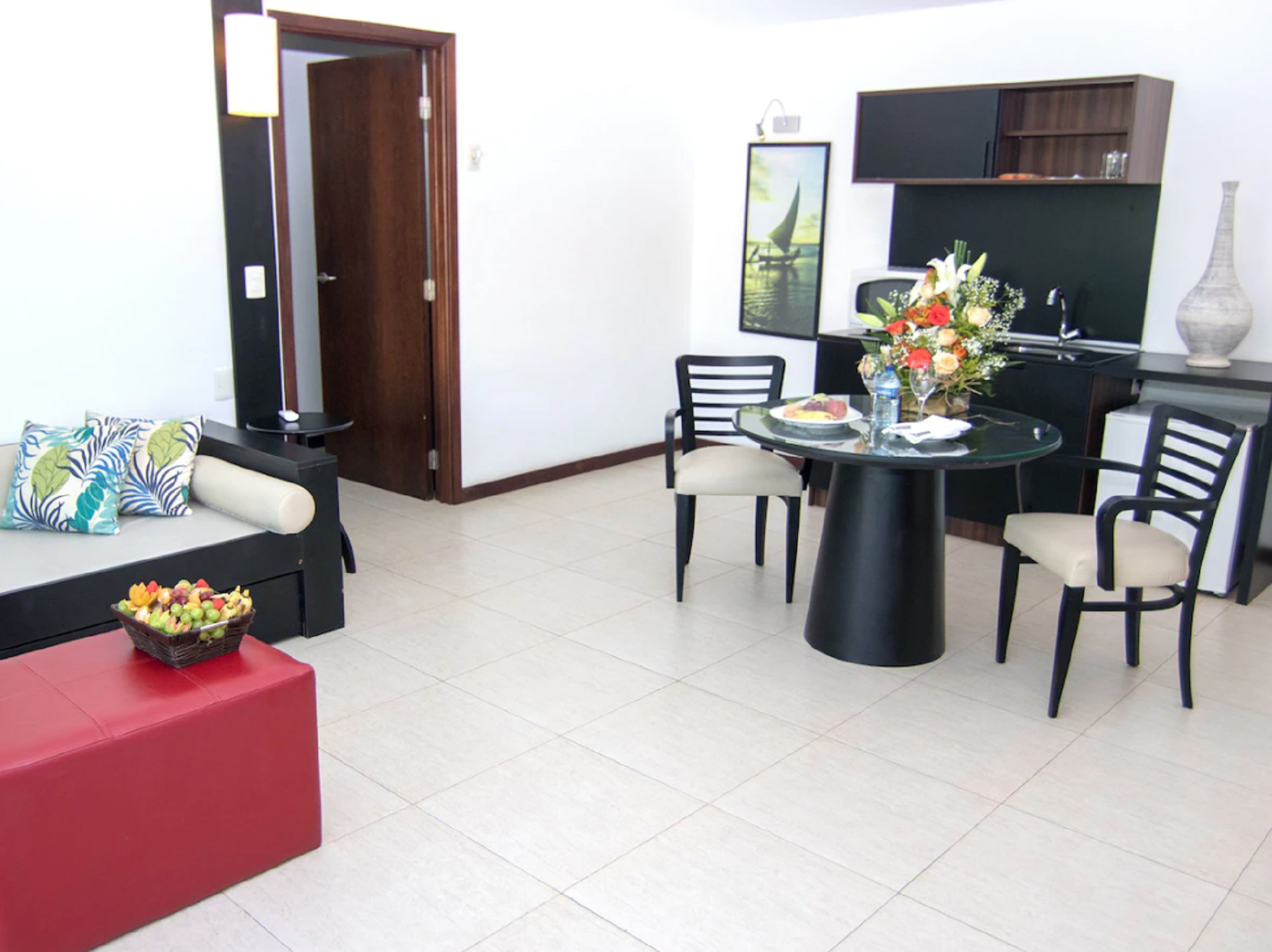 Villa Capacity 4