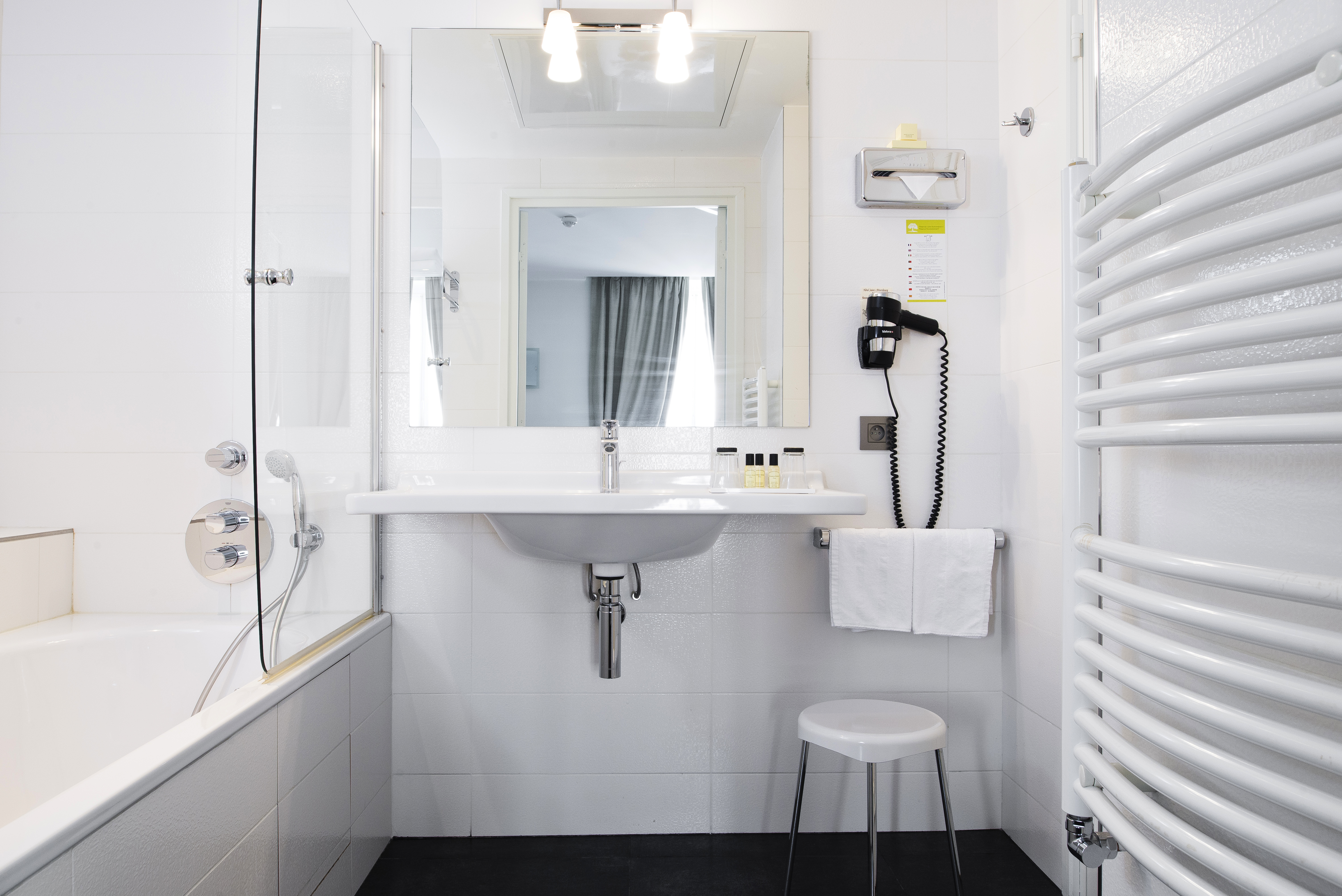 Double or Twin Deluxe with Terrace